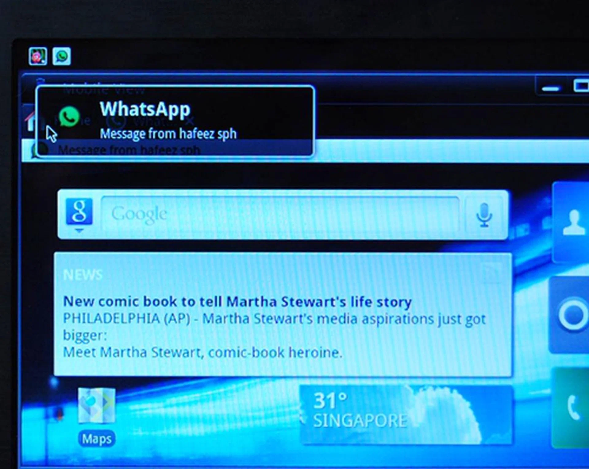 Notifications will pop up to alert you about, in this case, incoming activity on WhatsApp. To reply, click on it and simply type on the keyboard. 