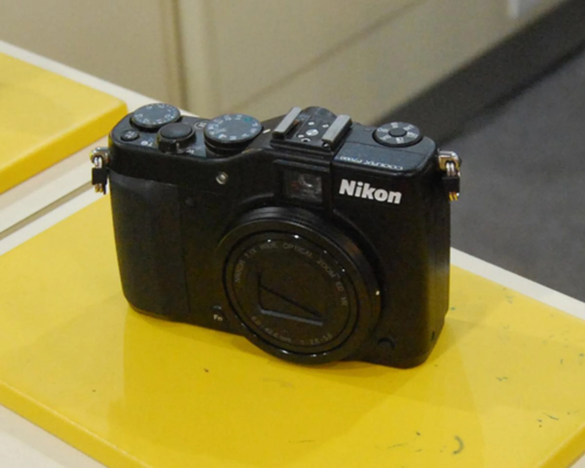 Imaging performance is crucial if you want the perfect shot, so consider the Nikon Coolpix P7000 if you want a capable yet compact device. Using a 10.1-megapixel sensor with a 28mm wide-angle lens, the P7000 also comes with HD video recording and loads of freebies such as an 8GB SD card and an accompanying card reader. All that, for only $799.