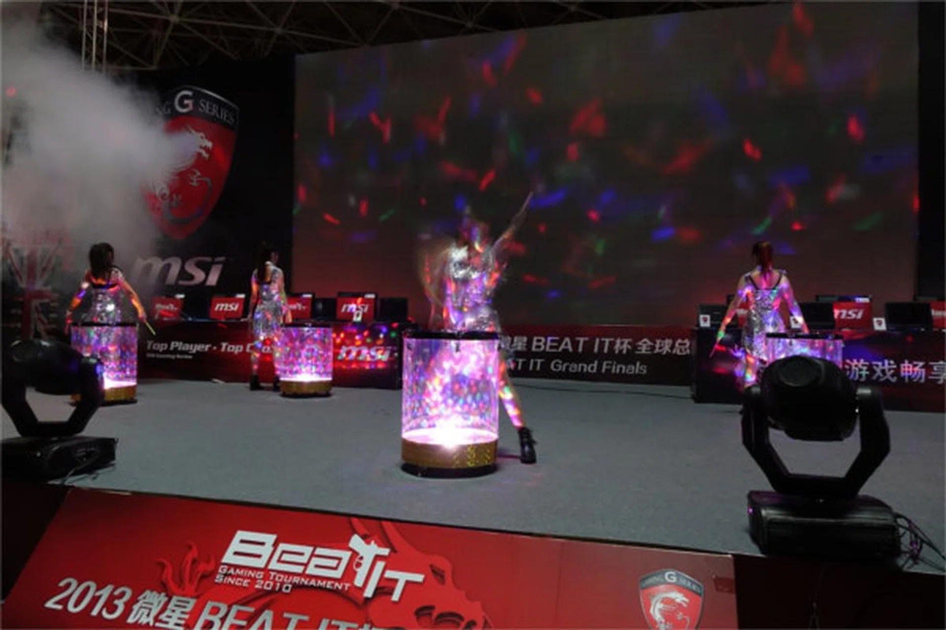 Another short act to entertain the audience and to officially get the tournament underway.