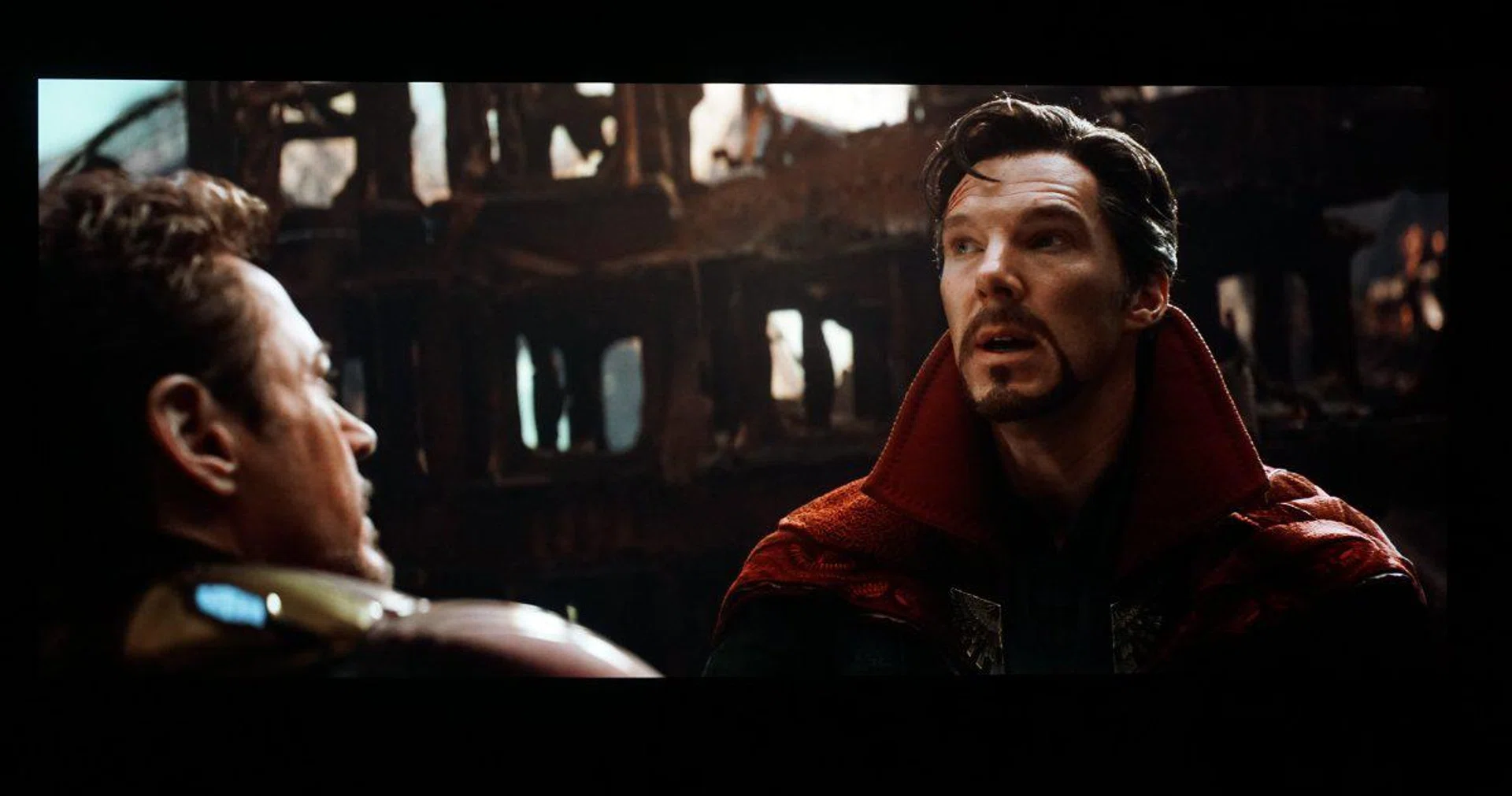 LG G1 running an Avengers: Infinity Wars 4K Blu-ray disc with Dolby Vision.