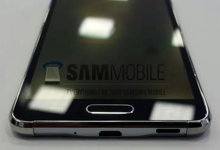 There is a metallic frame around the Samsung Galaxy Alpha. <br> Image source: SamMobile