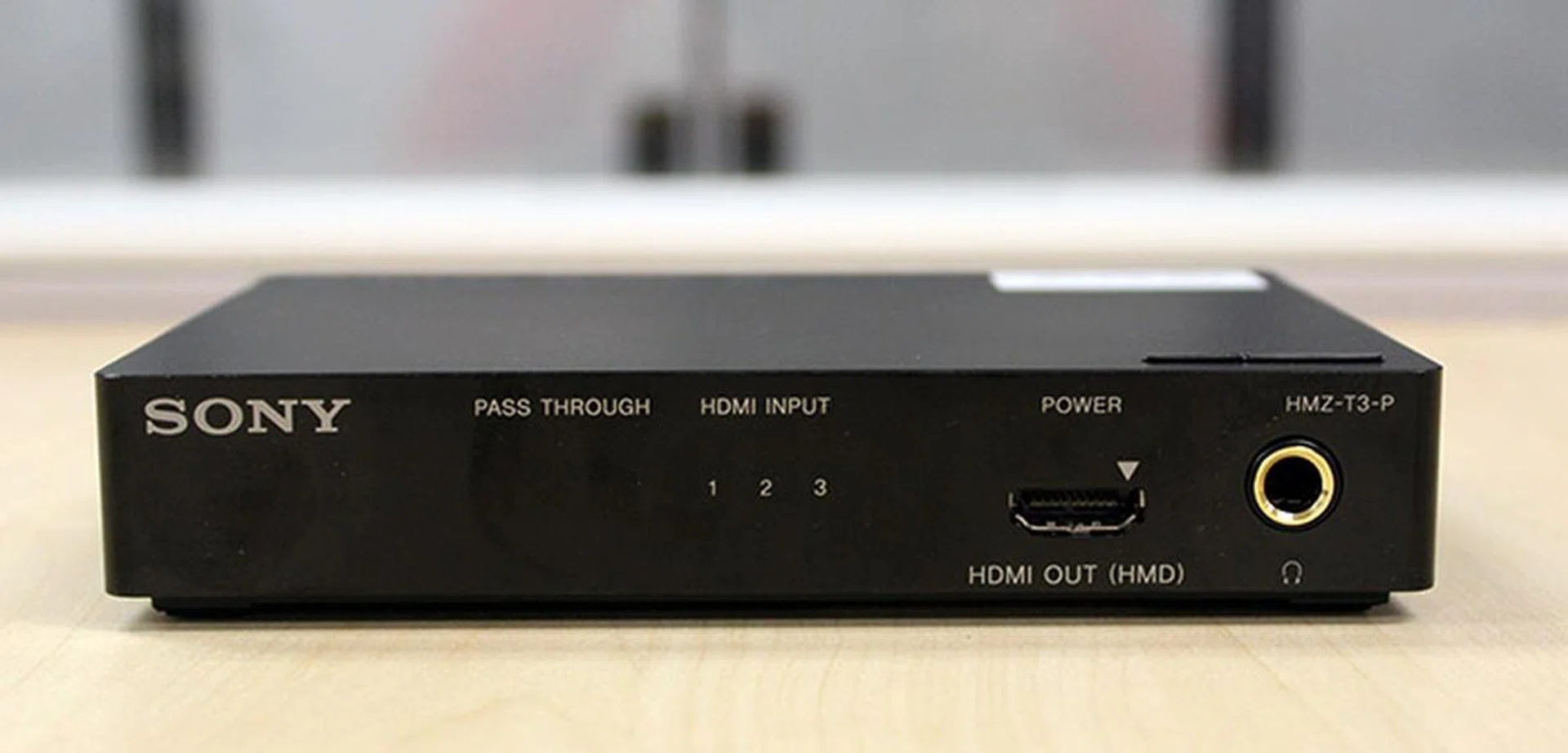 The processor unit is not required to work, but it is useful if you have multiple sources that you want to use the HMZ-T3 with. A 1/4-inch stereo jack lets you use it with high-end audiophile quality headphones.
