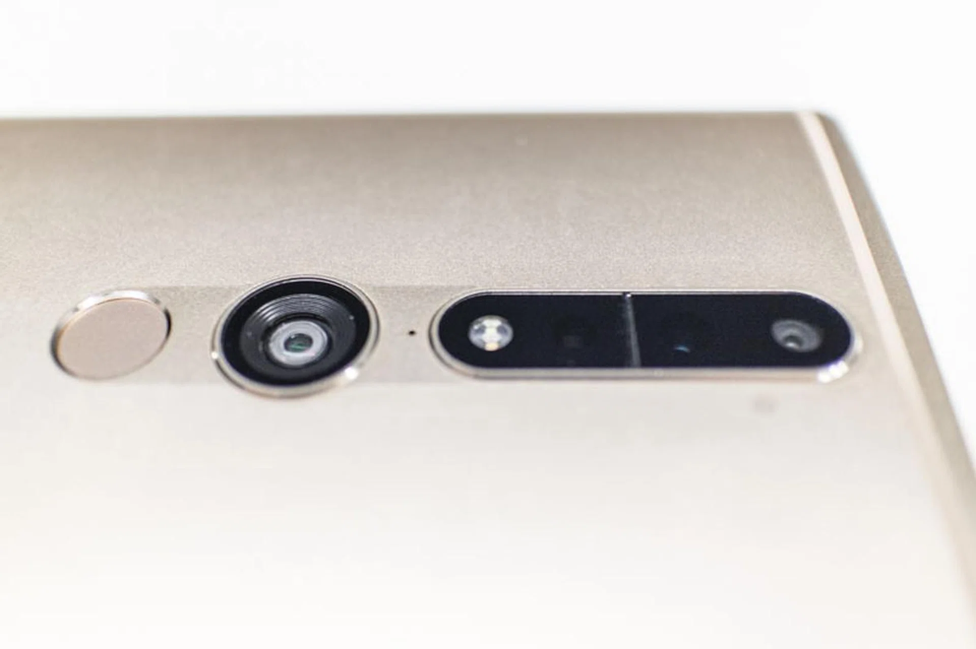 From the left: Fingerprint sensor, Fisheye sensor, Depth sensor and RGB 16MP Camera sensor.