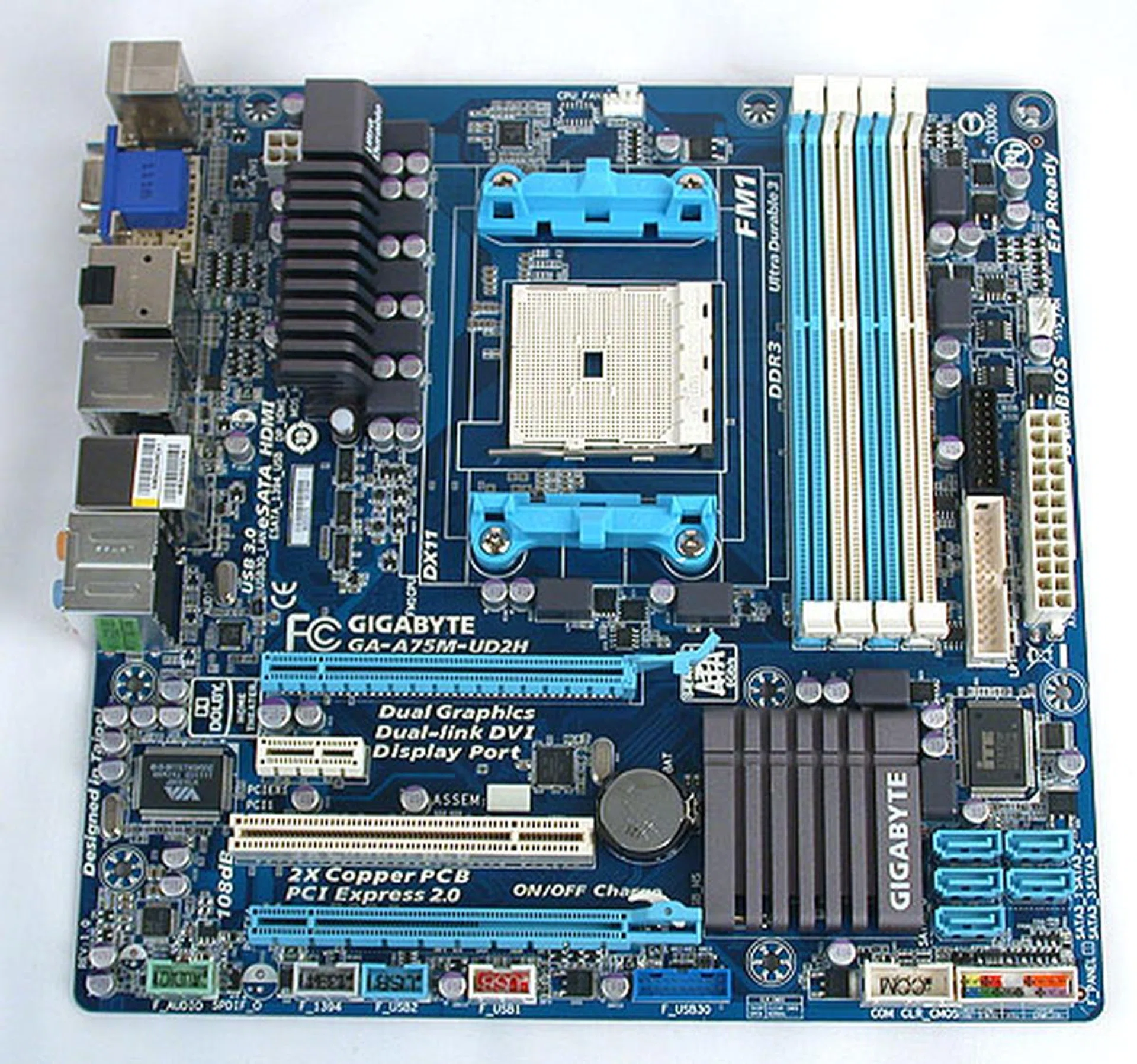We can't remember the last time Gigabyte changed its color scheme for its mainstream offerings but this microATX board is visually similar to Gigabyte's AMD 780G boards for example.