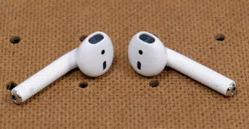 New AirPod on the left, old one on the right. Can you tell the difference?