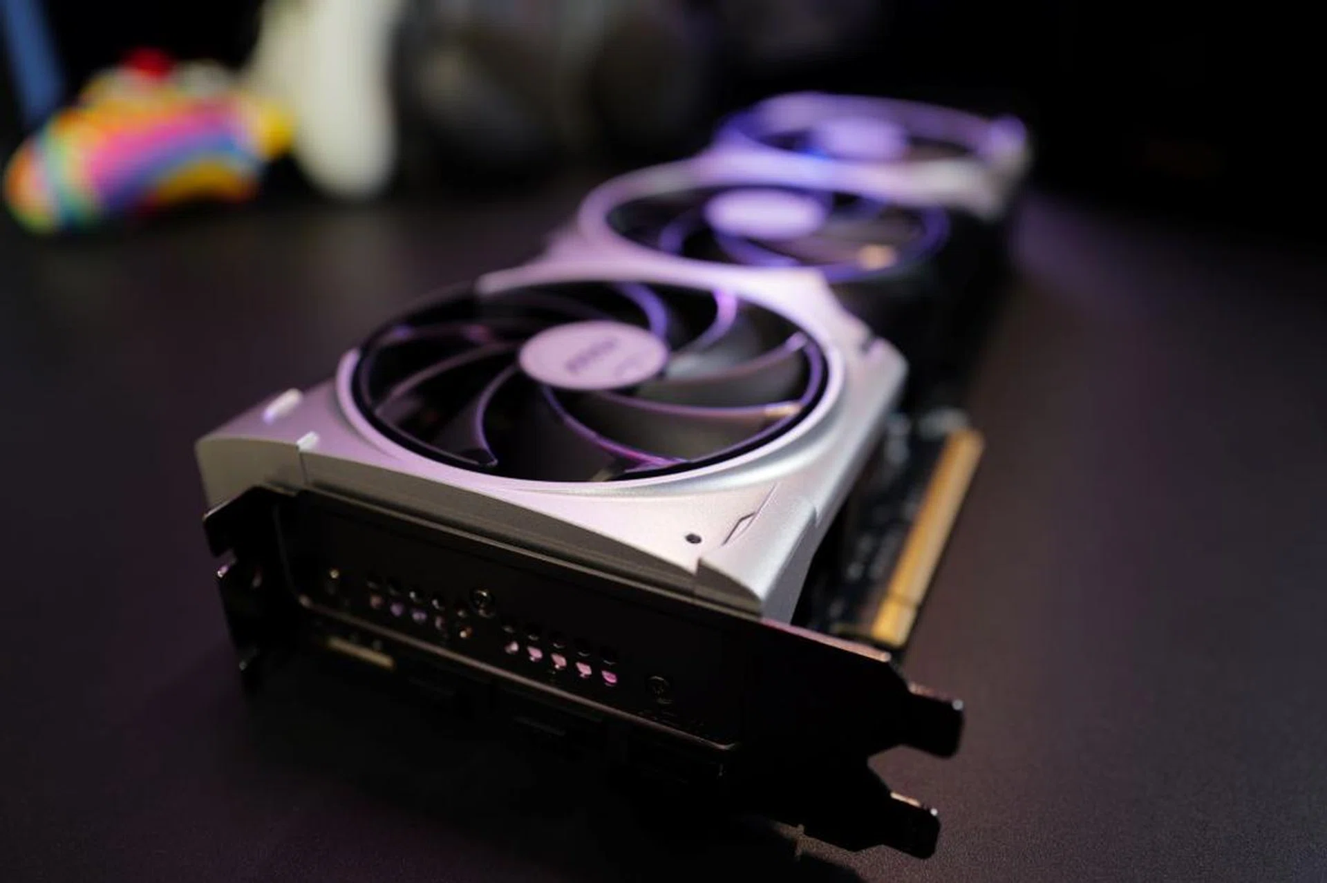 The RTX 5070 Ti is the most compelling GPU in the RTX 50 Series, thanks to its good balance of performance and price. Photo: HWZ