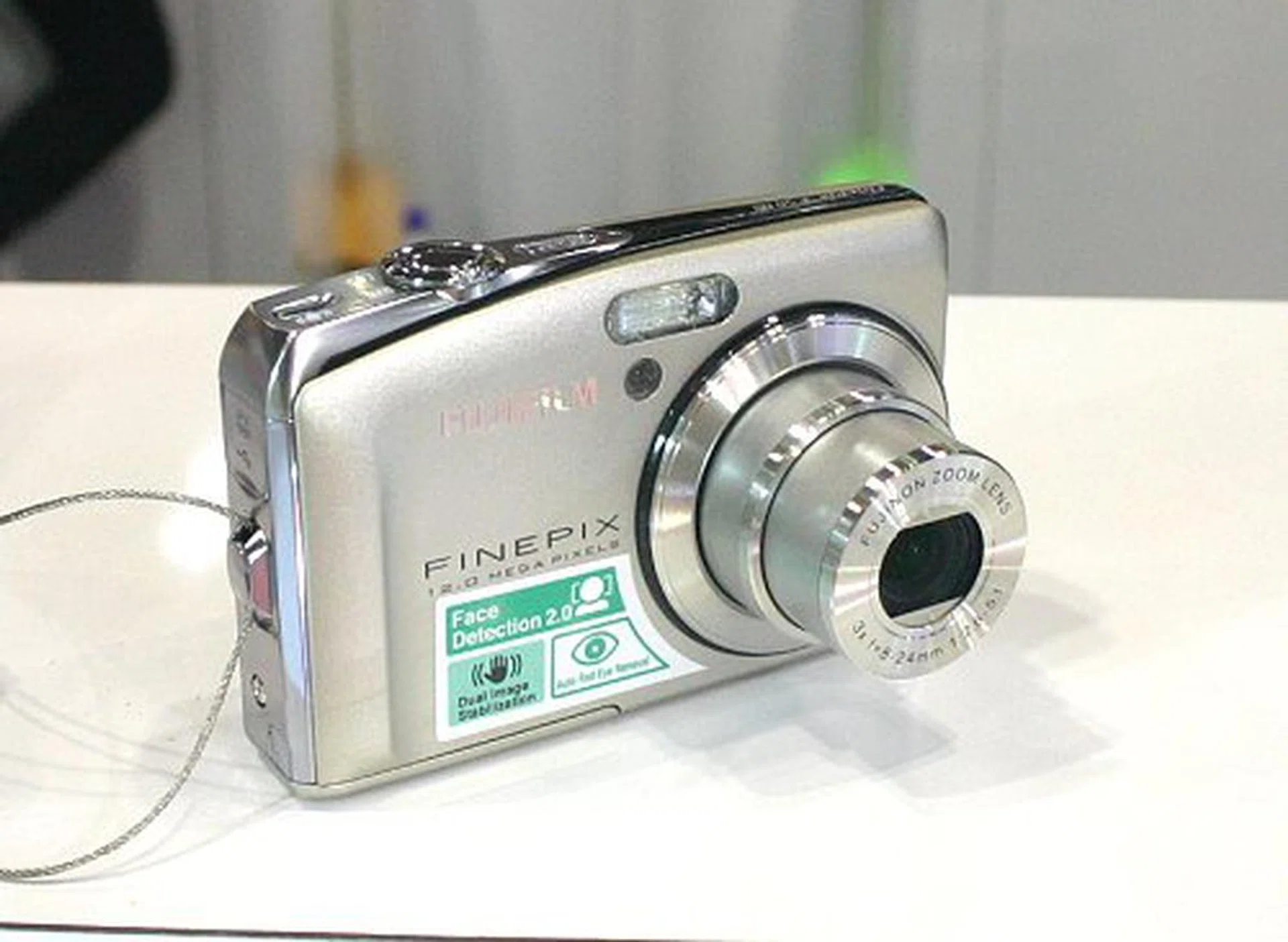  Fujifilm is busting out all their new cameras here at Comex as we come across the third new entry, the FinePix F50fd, a 12 Megapixel compact digital camera with similar features to the S8000fd above. It has an ISO6400 sensitivity, dual image stabilizer, 10-face detection engine, aperture/shutter priority and a large 2.7-inch LCD screen. The F50fd is going for S$799 and it comes with a FinePix A900 9 Megapixel Super CCD camera. That's a buy one get one free package of two digital cameras in addition to the usual free gift bundle.  