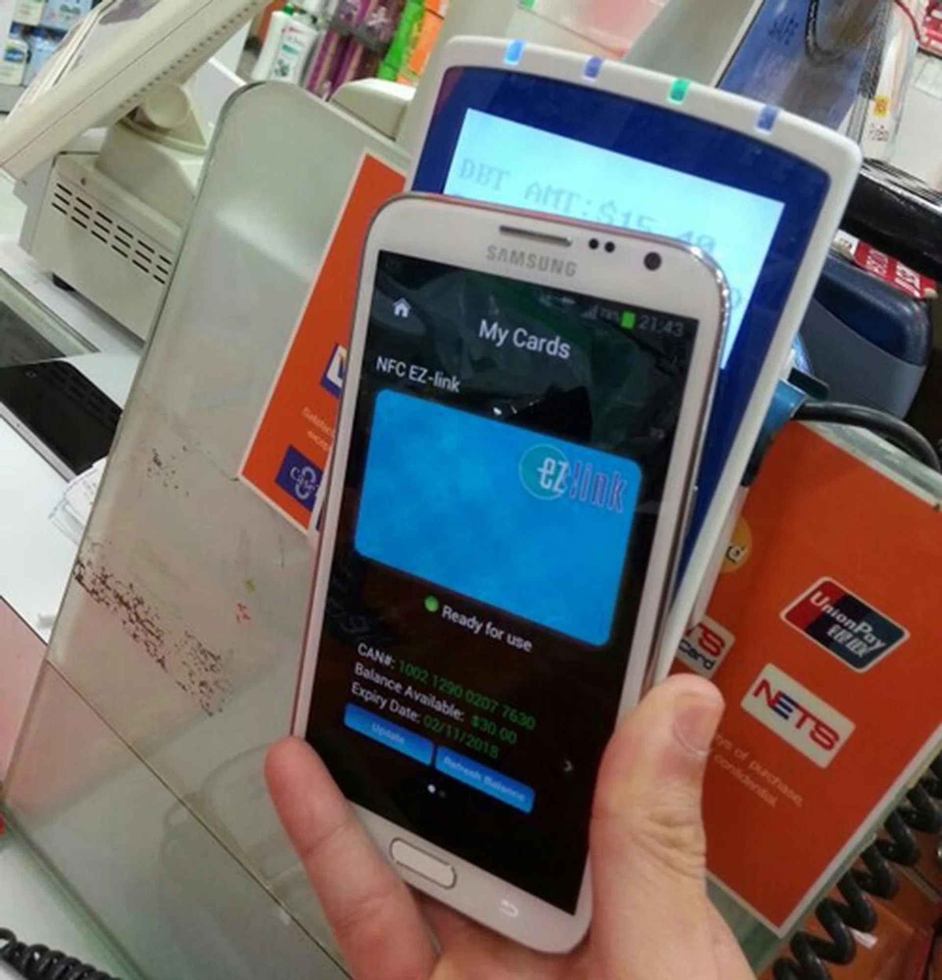KitKat removes the requirement for a secure element currently necessary for all NFC transactions.