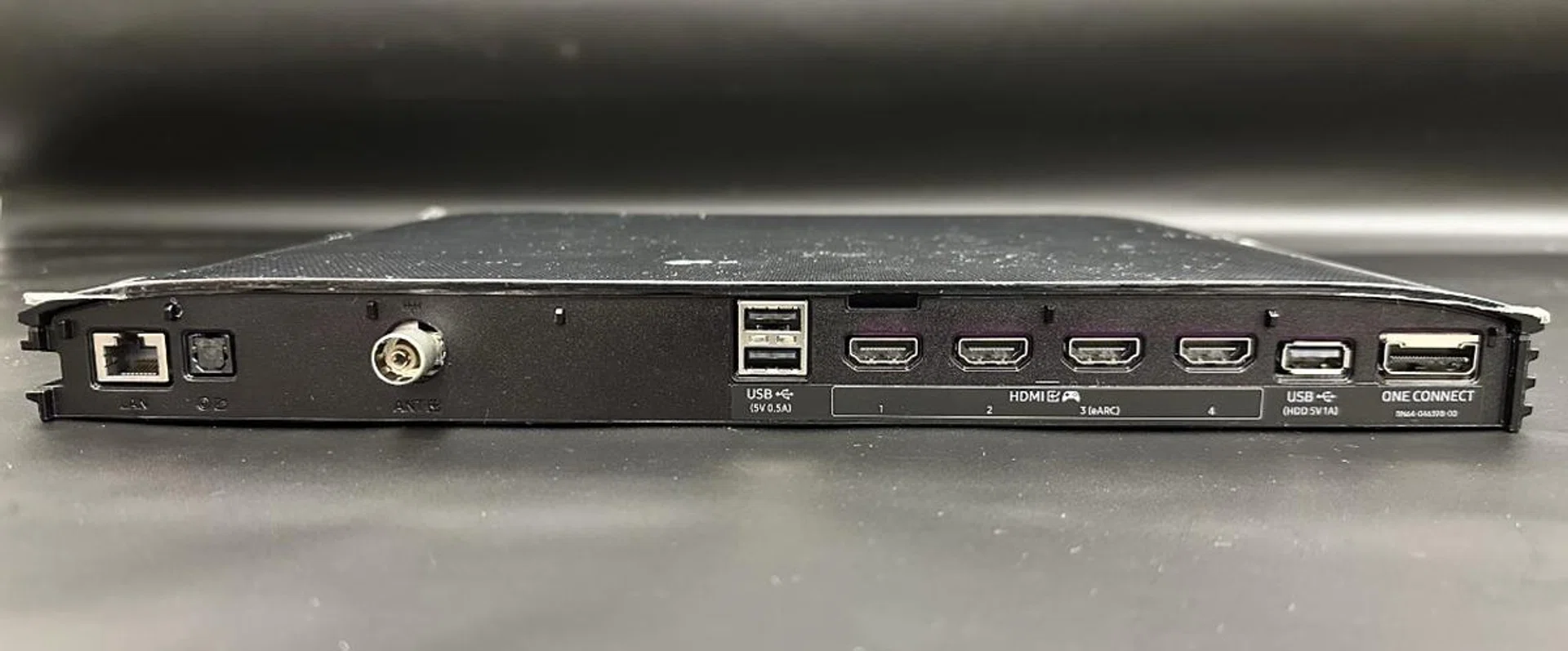 The many connection options you get access to on the Smart One Connect Box.