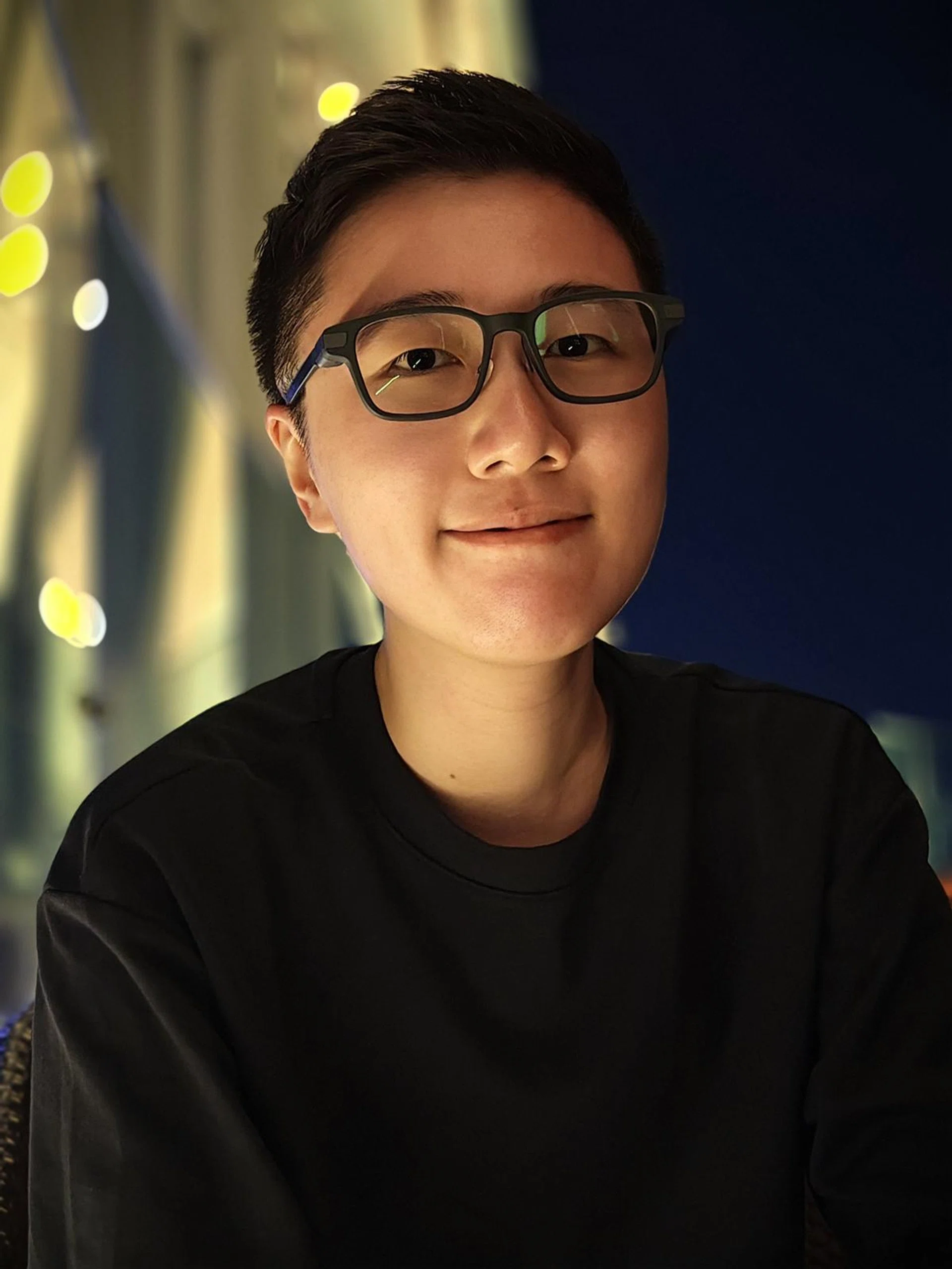 Portrait without flash. Photo: HWZ.