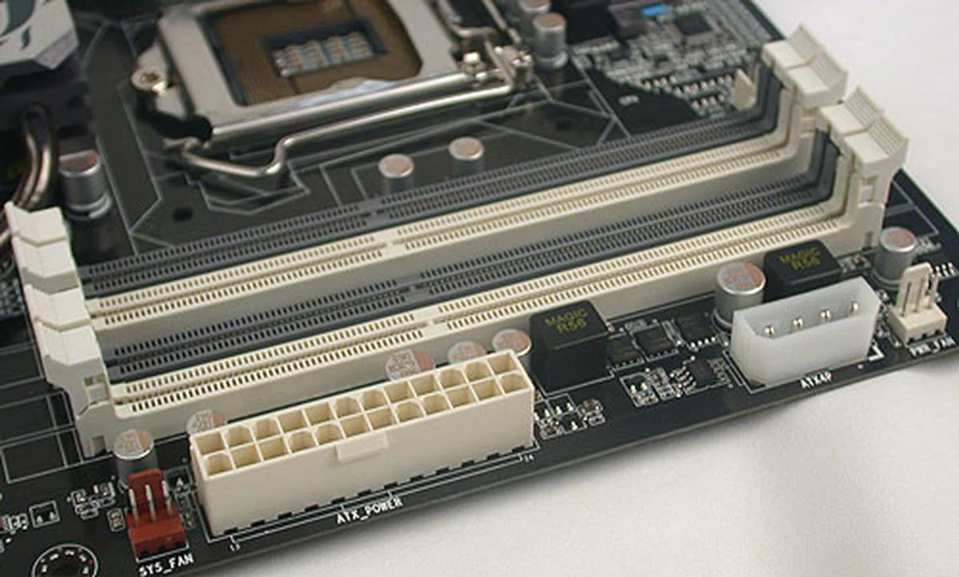 A dual-channel architecture on this chipset means the standard four DIMM configuration. There's also an additional four-pin power connector for the graphics card if required. Overclocked memory frequencies up to 2400MHz are also available for selection in the BIOS.