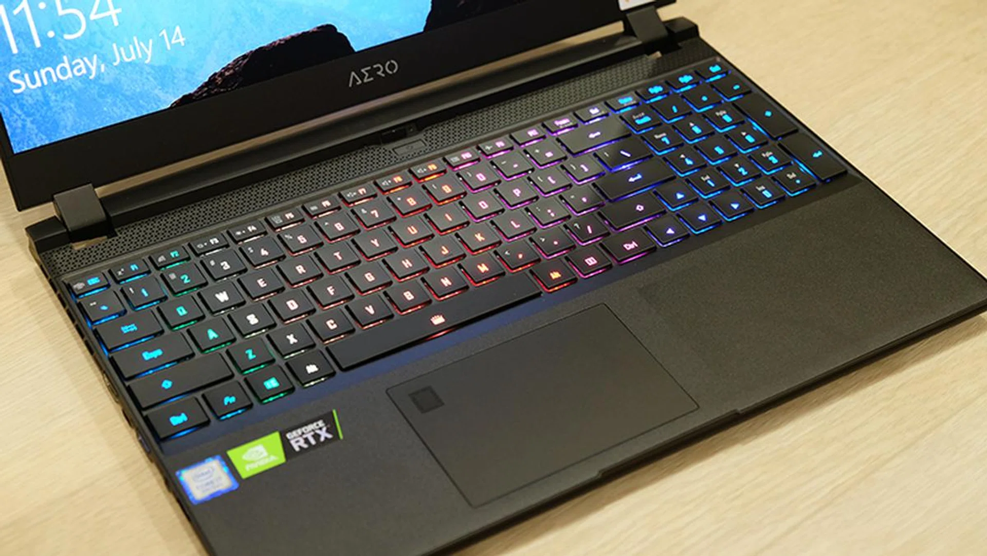 Gigabyte Aero 15 OLED XA