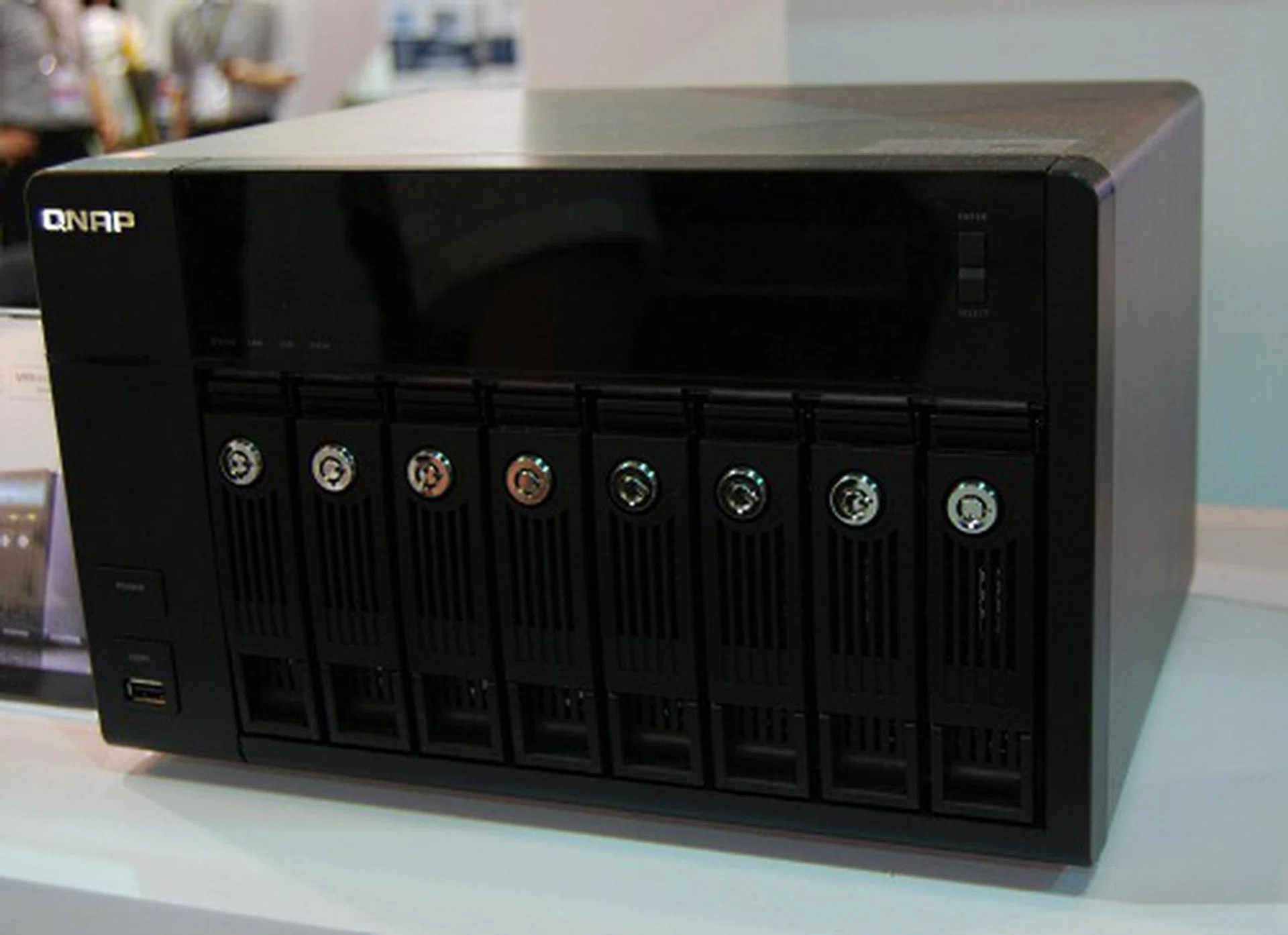 The business class QNAP TurboNAS TS-859 Pro boasts eight hot-swapping bays with dual Gigabit LAN. It is both Citrix and VMWare ready with a complete Cloud based backup system. 