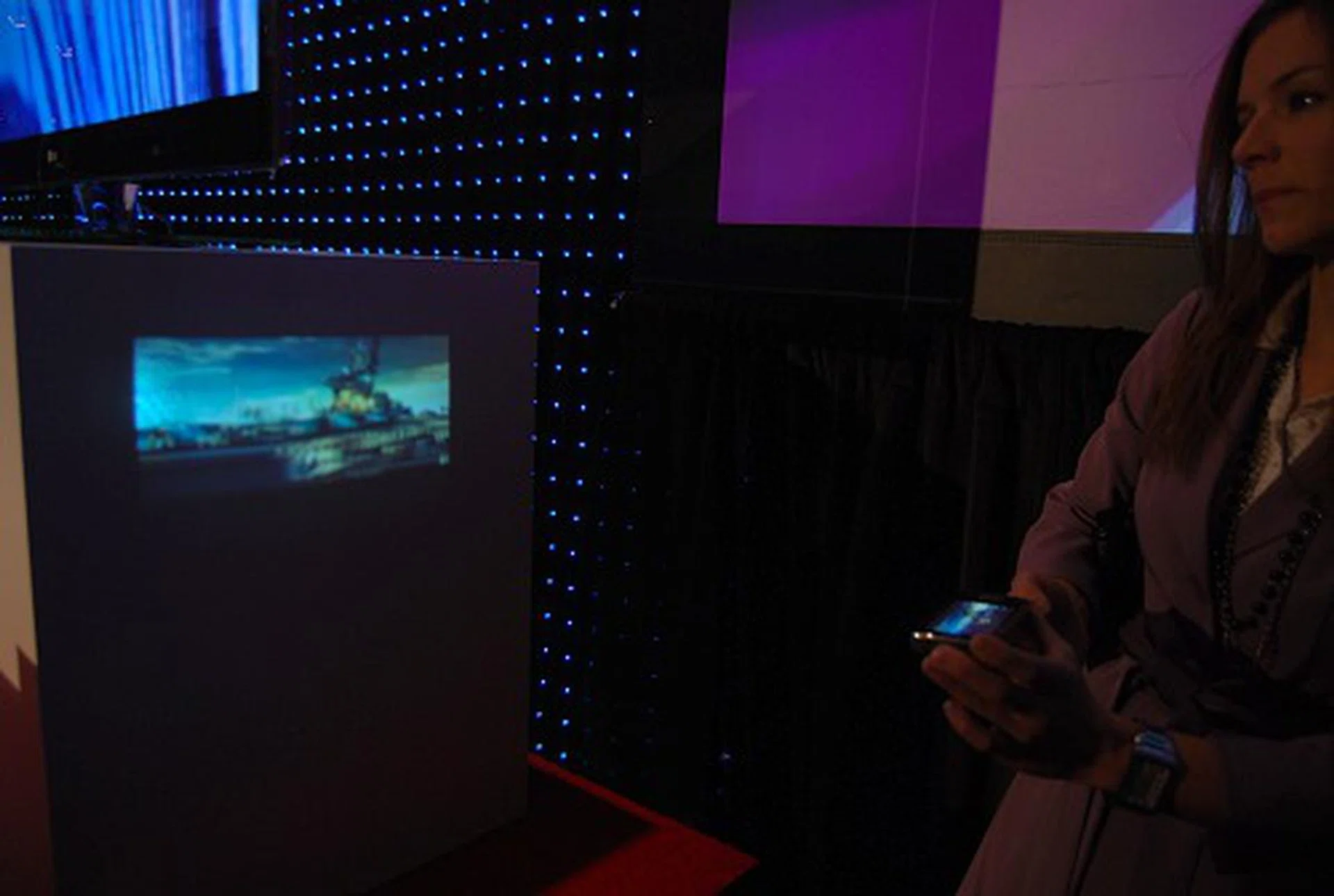 How about watching trailers or mini clips? Here we have the Transformers: Revenge of the Fallen movie trailer played back.