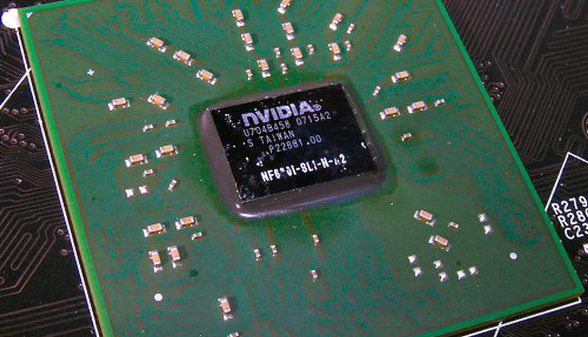 As a two-chip solution, the P6N Diamond features the NVIDIA nForce 680i SLI SPP in the position of the traditional Northbridge.