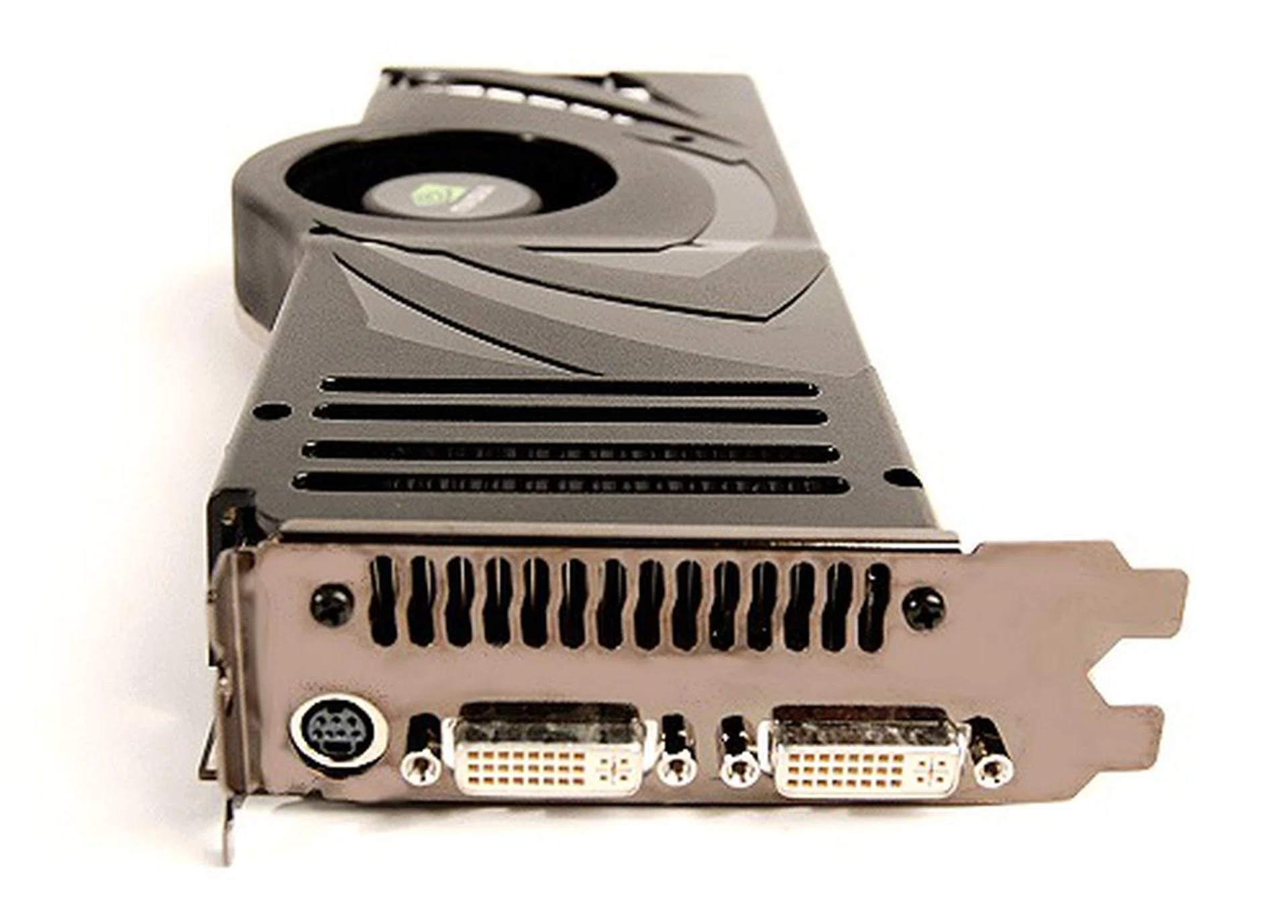 It goes without saying that the GeForce 8800 Ultra is a dual slot card with dual dual-link DVI outputs that are HDCP compliant.