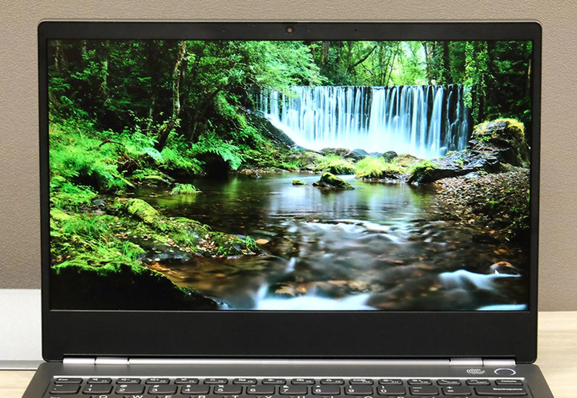 The display is easily the notebook's weakest aspect. Note that the webcam above has a physical privacy shutter.