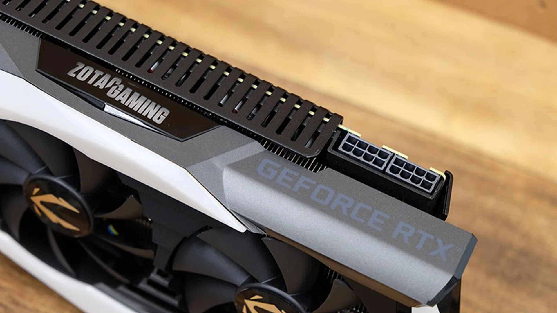 Zotac GeForce RTX 2080 Ti AMP Extreme Core