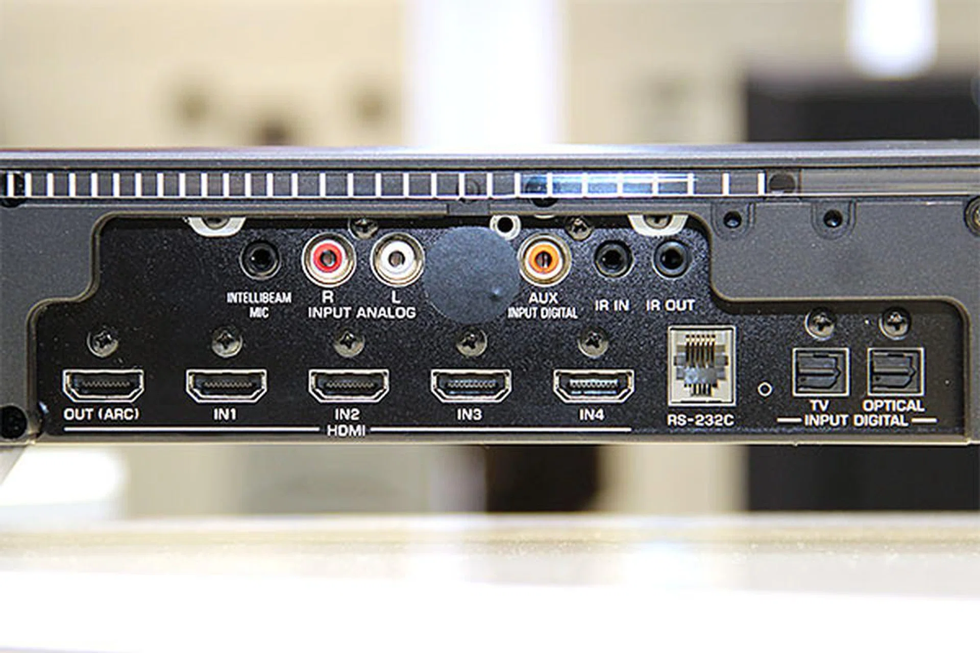 There's no shortage of HDMI ports: you've 4 inputs and 1 output, and they support 4K2K, 3D, CEC, and ARC.
