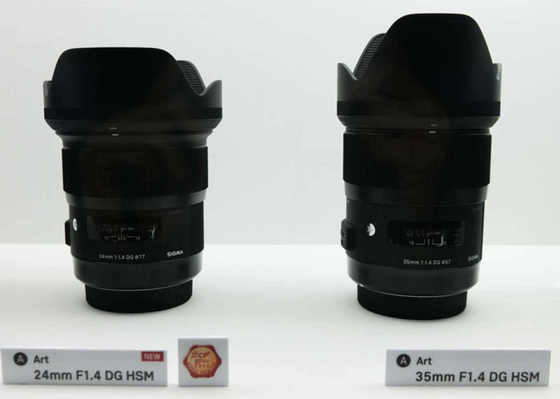Side by side: The 24mm f/1.4 and the 35mm f/1.4.