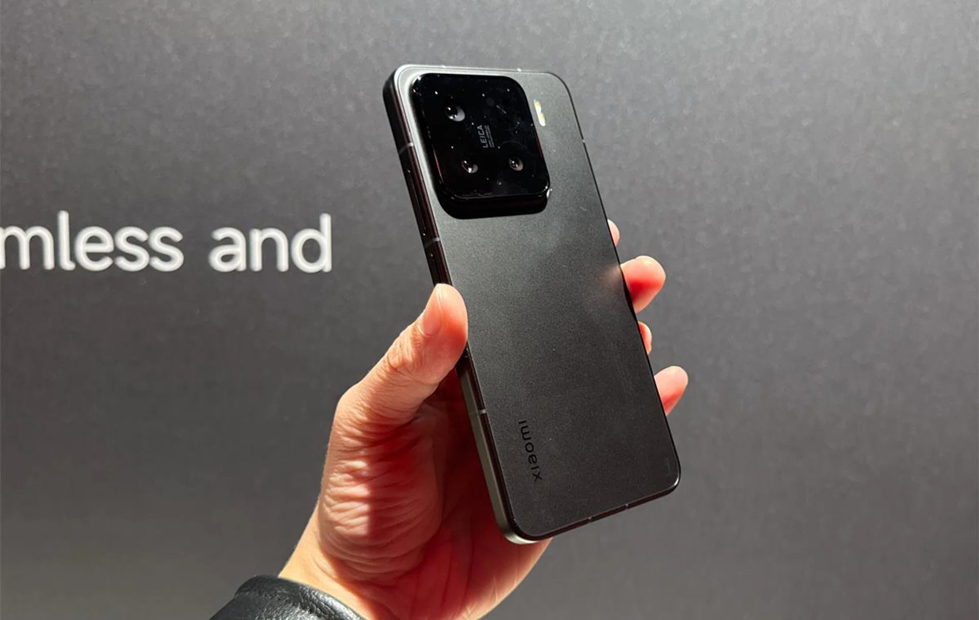 Xiaomi 15, Black. Photo: HWZ.