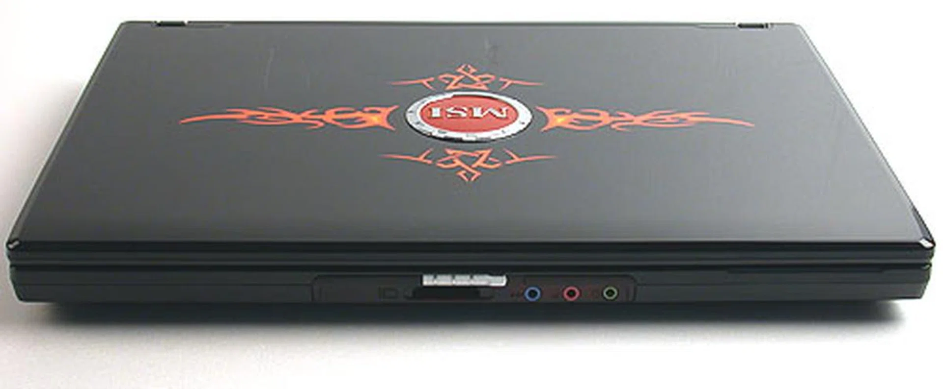 The standard headphone and microphone jacks are as usual found here for convenience's sake, along with a card reader. 