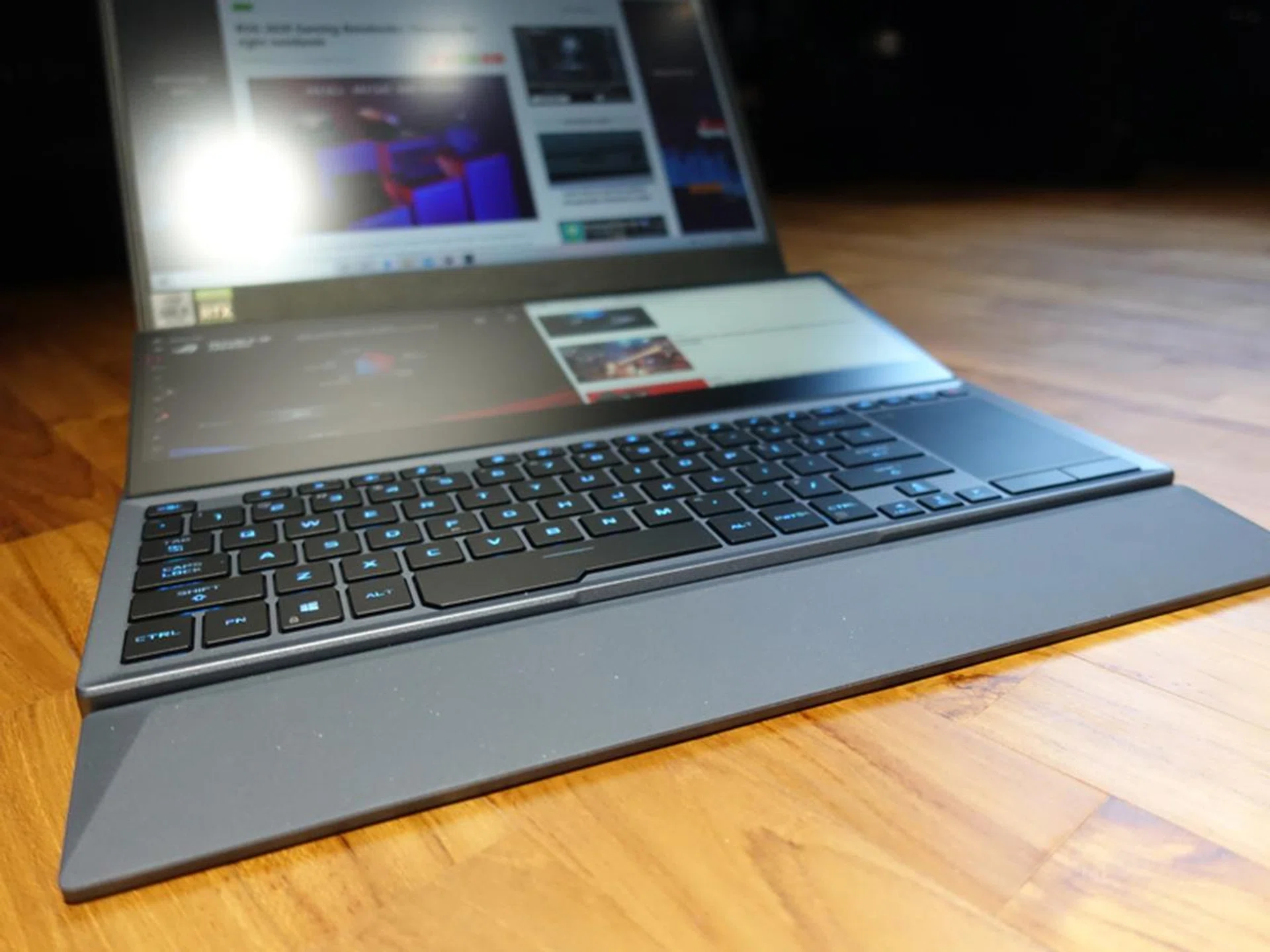 Being able to type comfortably on the Zephyrus Duo 15 rests (pun intended) so much on this wrist-rest.