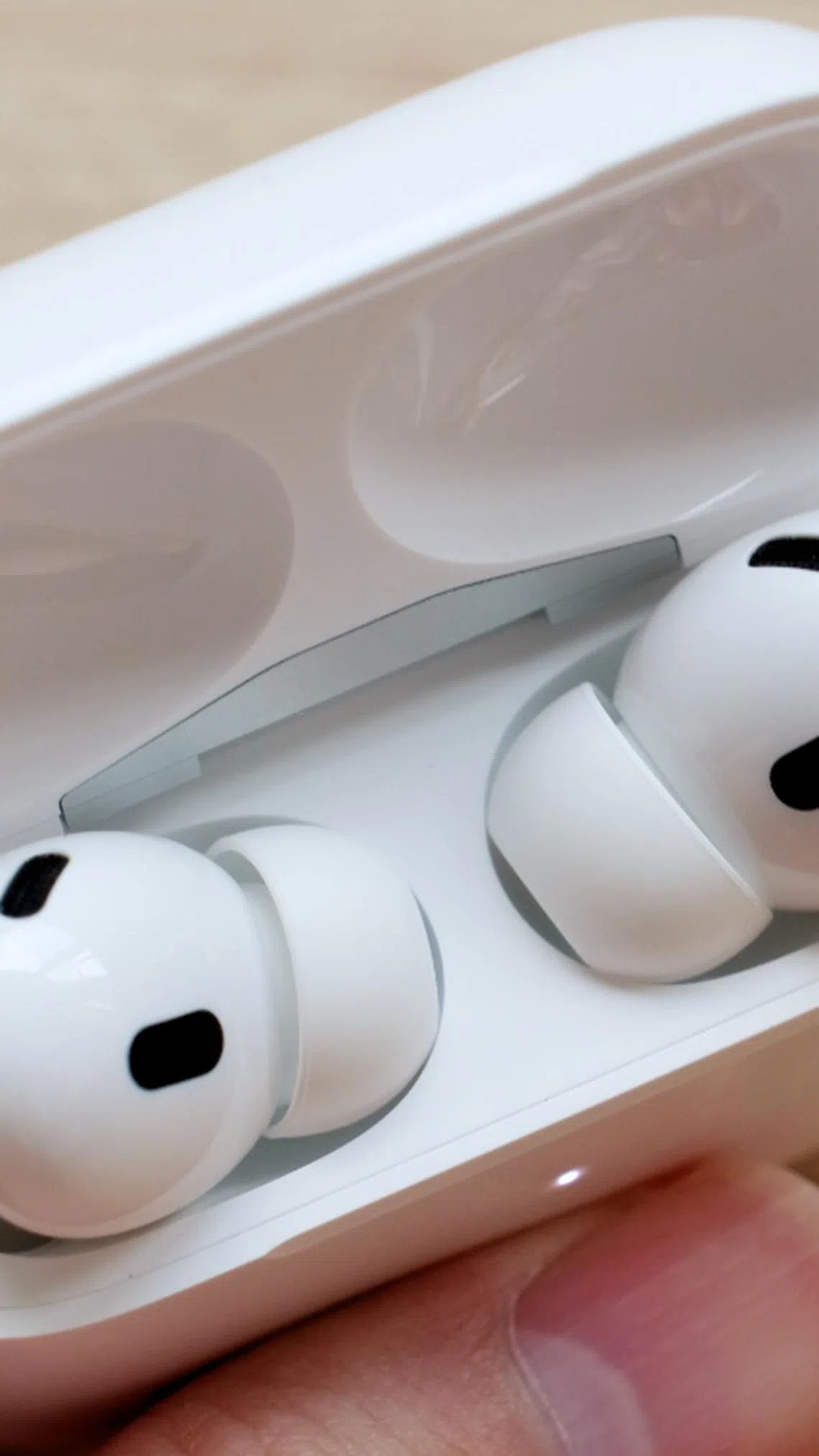 AirPods Pro (2022) review: H2 and the sound of silence