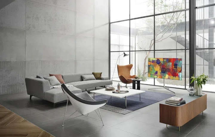 An alternative to wall-mounting your TV with the new Gallery Stand. Image courtesy of LG. 