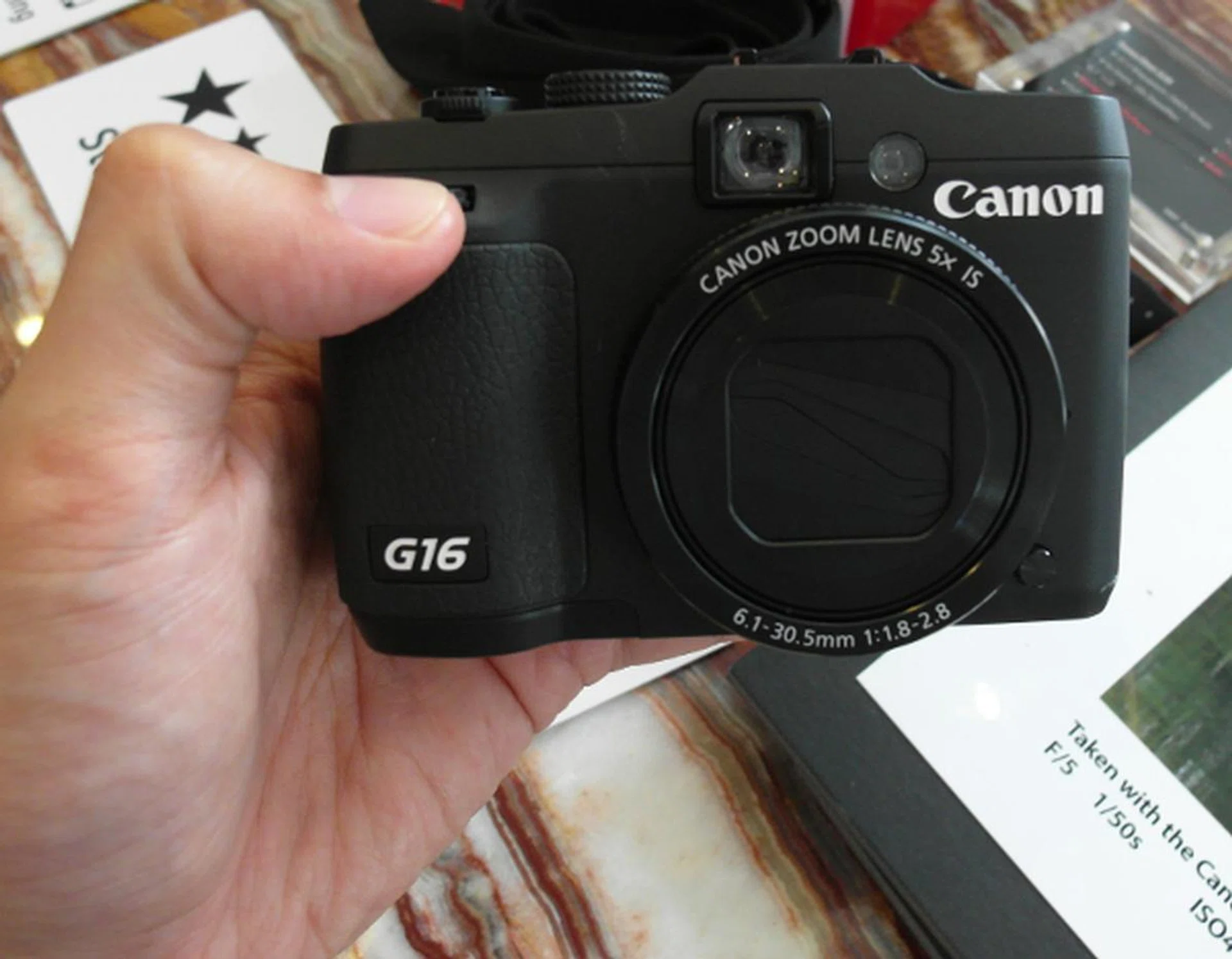 While some may find it bulky (not pocket friendly), it's still a far cry compared to a DSLR's heft and size.