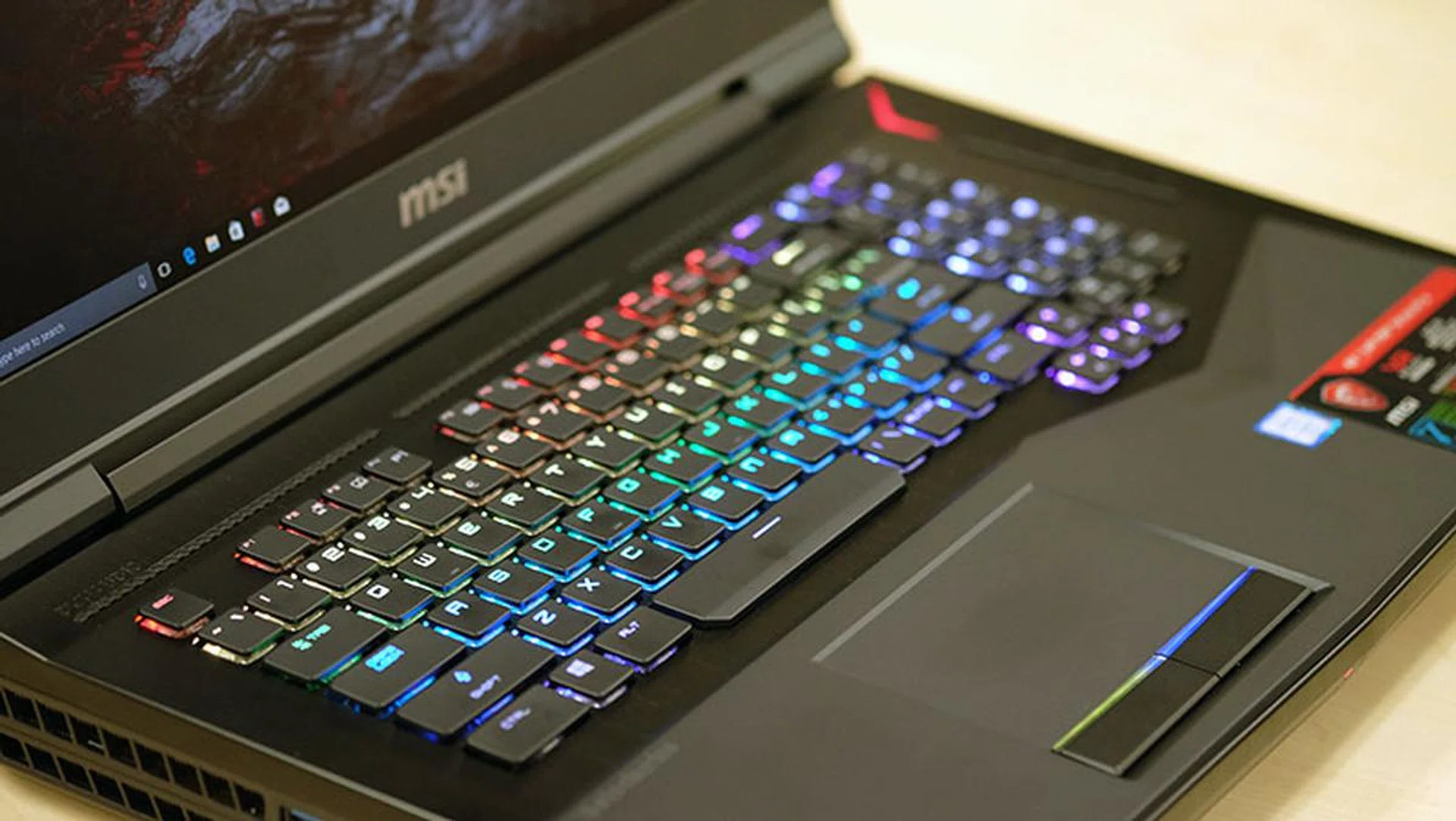 MSI GT75VR 7RF Titan Pro