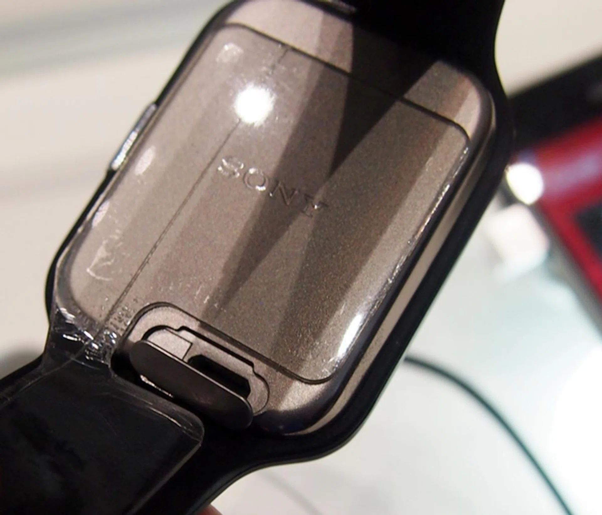 You just have to remember to close the flap properly to maintain the IP68 water/dust resistance of the Sony Smart Watch 3.