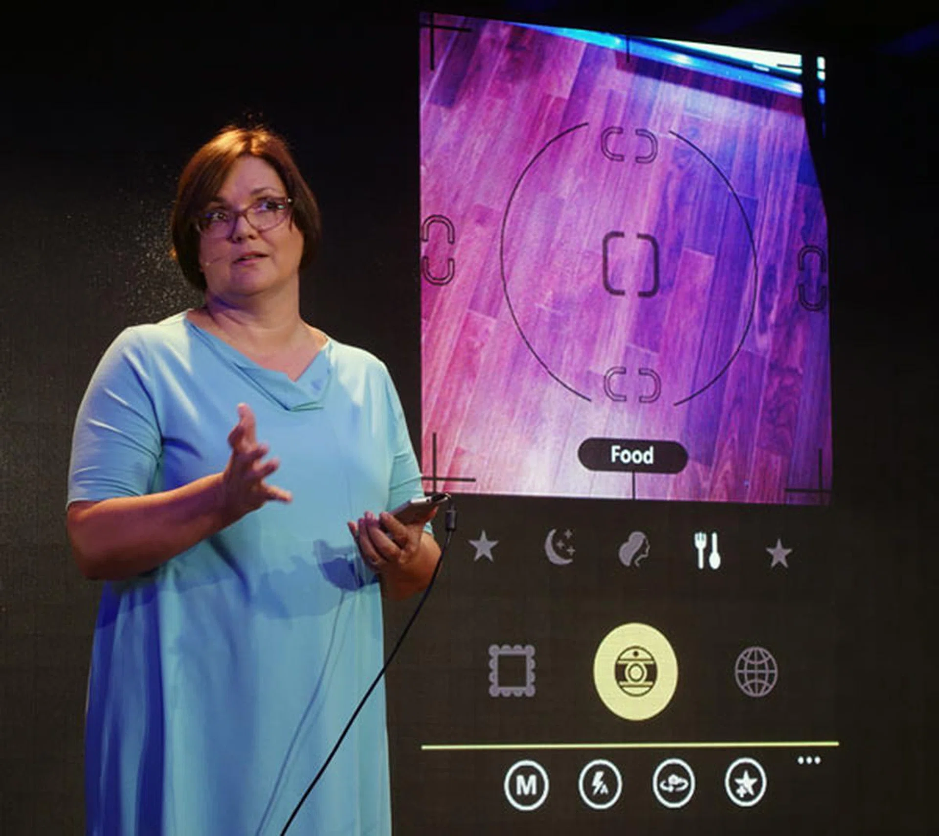 Nokia's Jo Harlow takes the crowd through some features of the Oggl app developed by the folks at Hipstamatic.