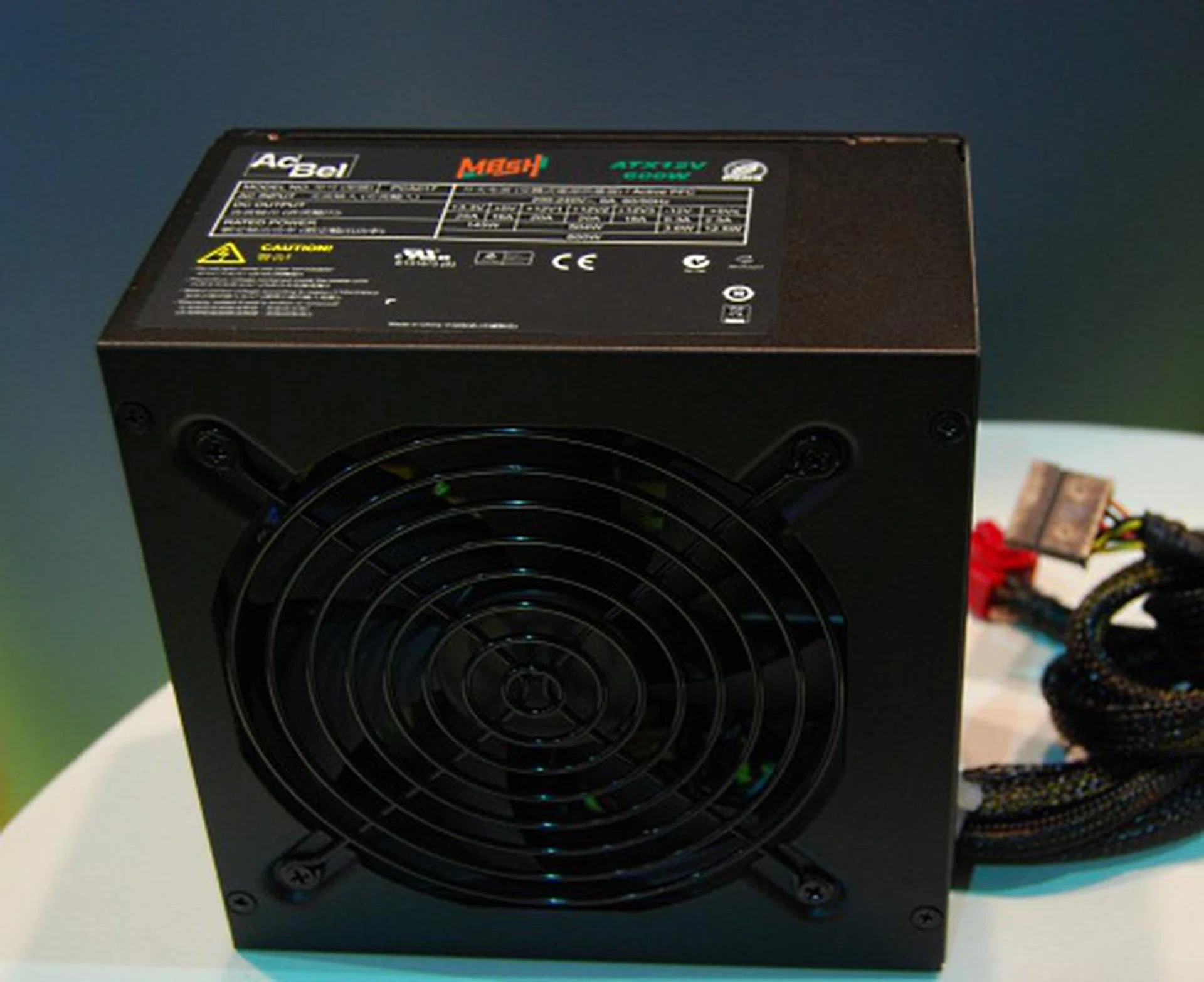 Unlike the other series from AcBel, there are no LED lights for the PSU fan on the M85H, which features a single 230V active PFC and is 80 PLUS Bronze ready. 