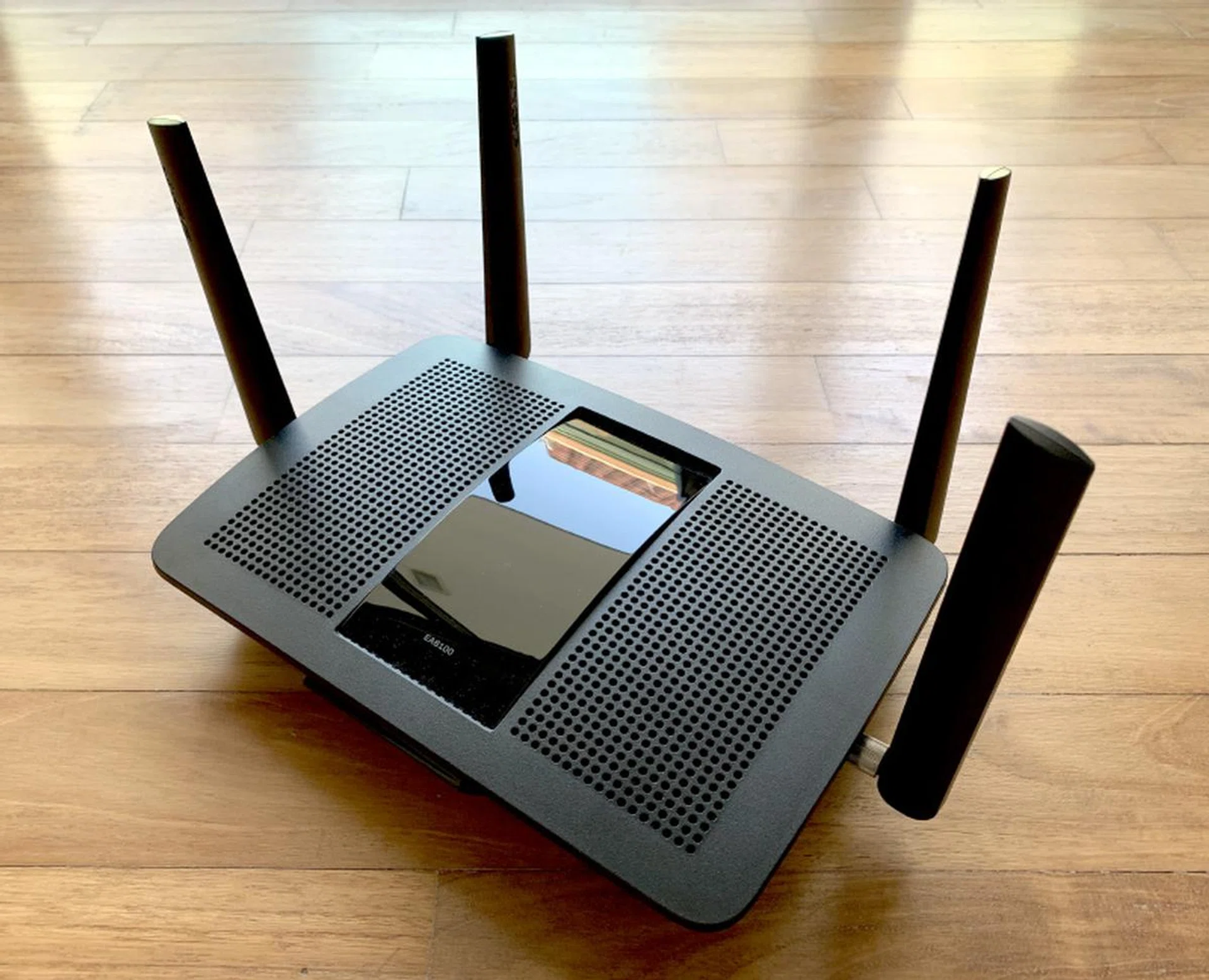 StarHub customers should be very happy with their EA8100 routers.