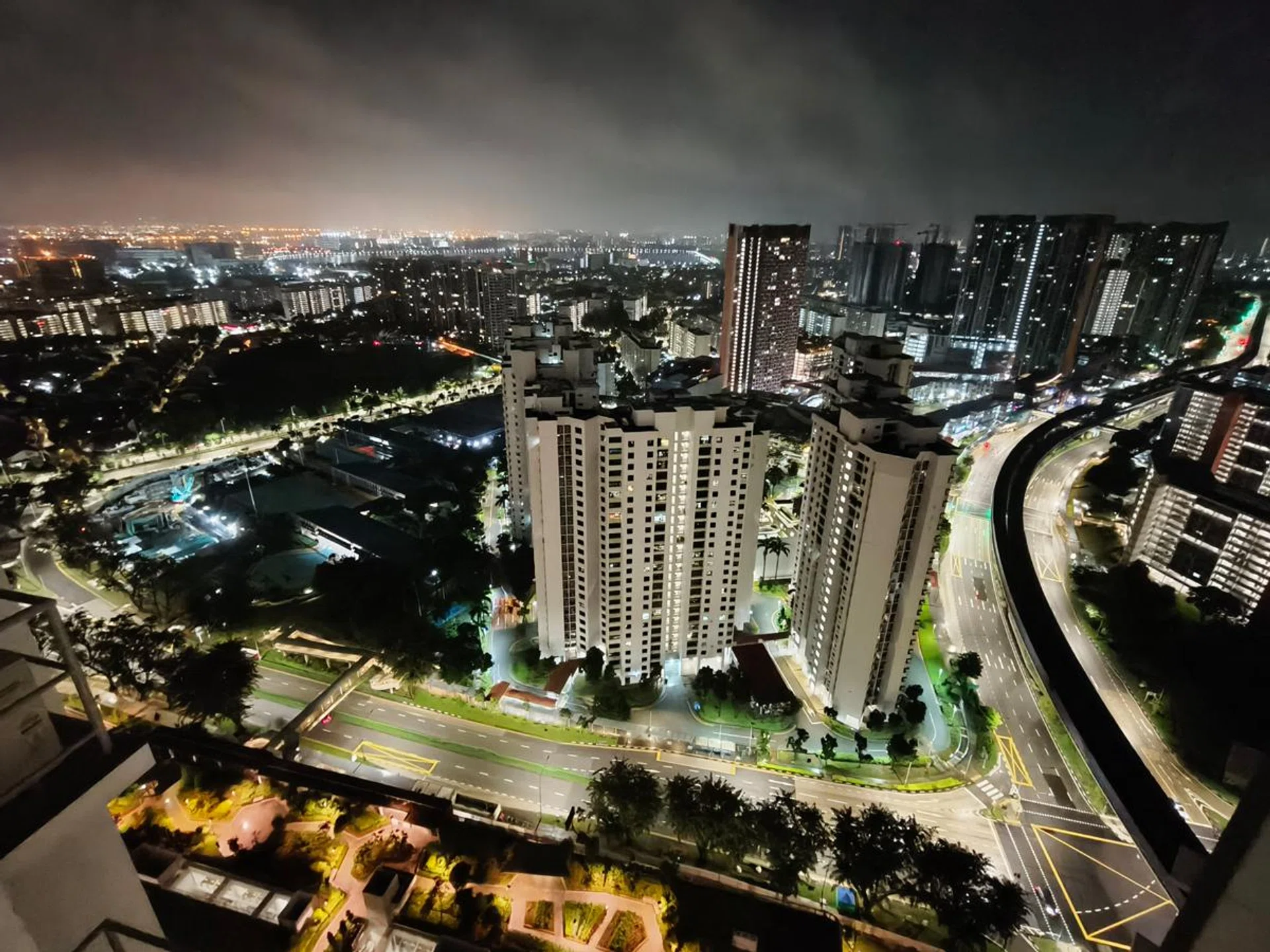 From the ultrawide camera (8MP).