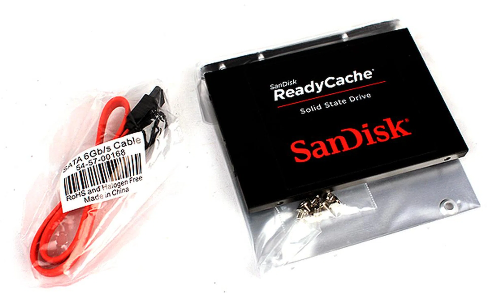 The drive itself looks like any other SSDs, and it comes with an installation drive bracket that will mount in your typical 3.5-inch HDD drive bay and also a SATA data cable. 