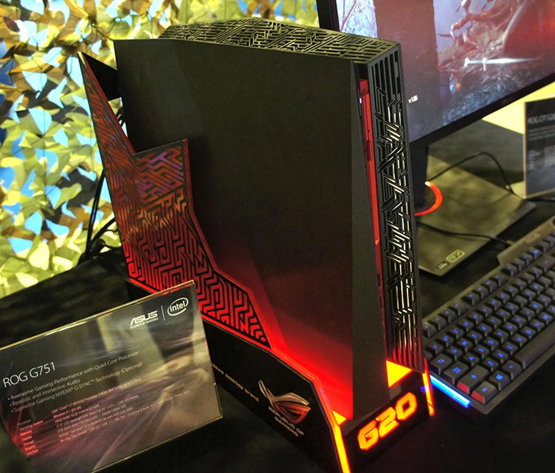 ASUS newly refreshed G20 is now officially called the ROG DT G20CB-SG007T. The desktop comes with the new Intel Core i7-6700 (3.4GHz, 8MB smart cache) processor, NVIDIA GeForce GTX 980 (4GB VRAM), 32GB DDR4 RAM, 256GB SSD + 2TB HDD and a Blu-Ray combo drive. It comes with Windows 10 installed and is selling for $3,098 including freebies.