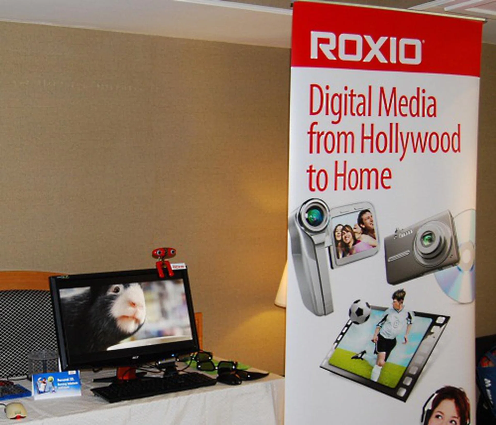 Roxio was showing off its involvement in 3D, probably the big thing now for digital media. 