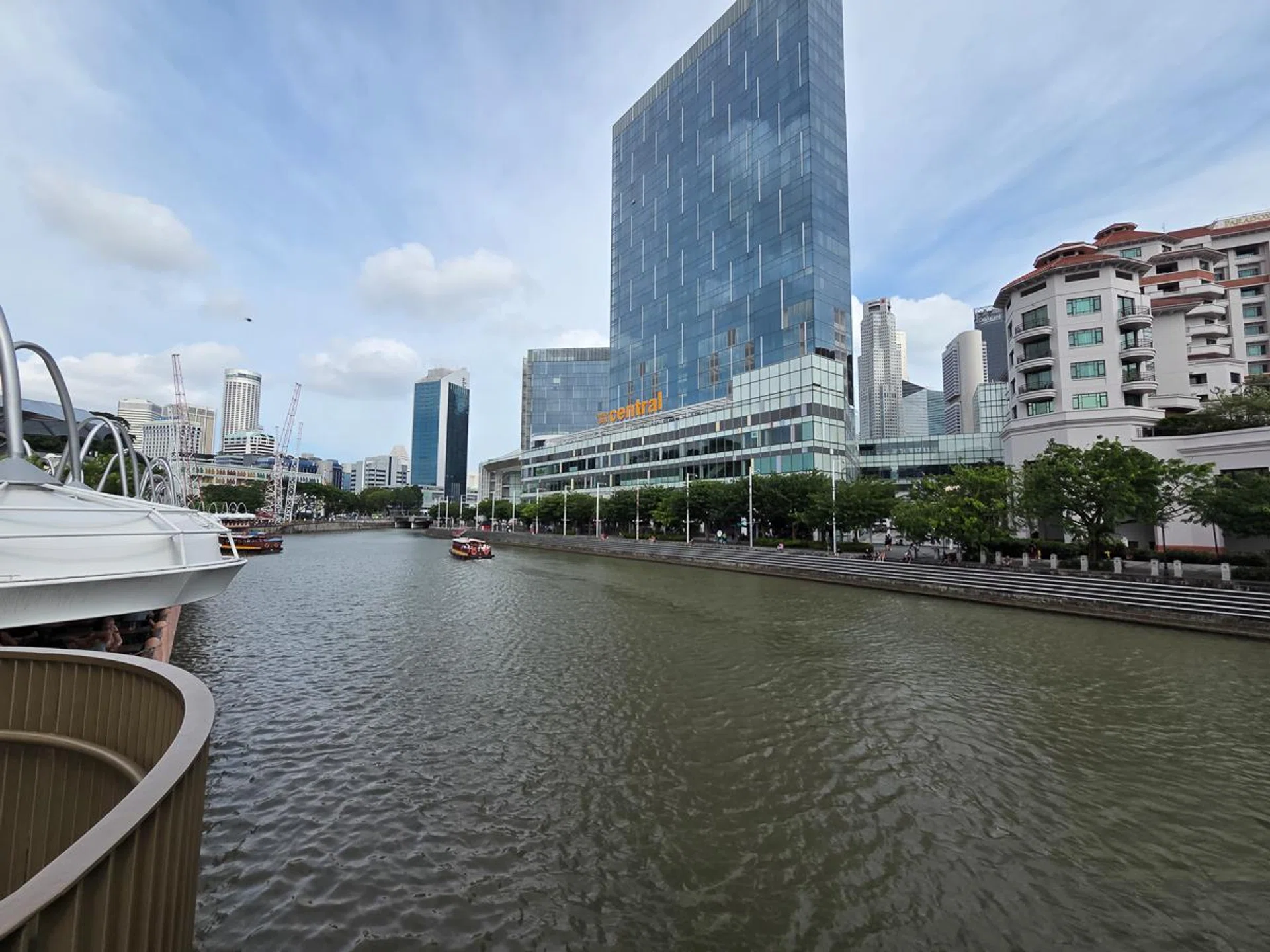 Ultrawide camera, Galaxy S25+. Photo: HWZ.