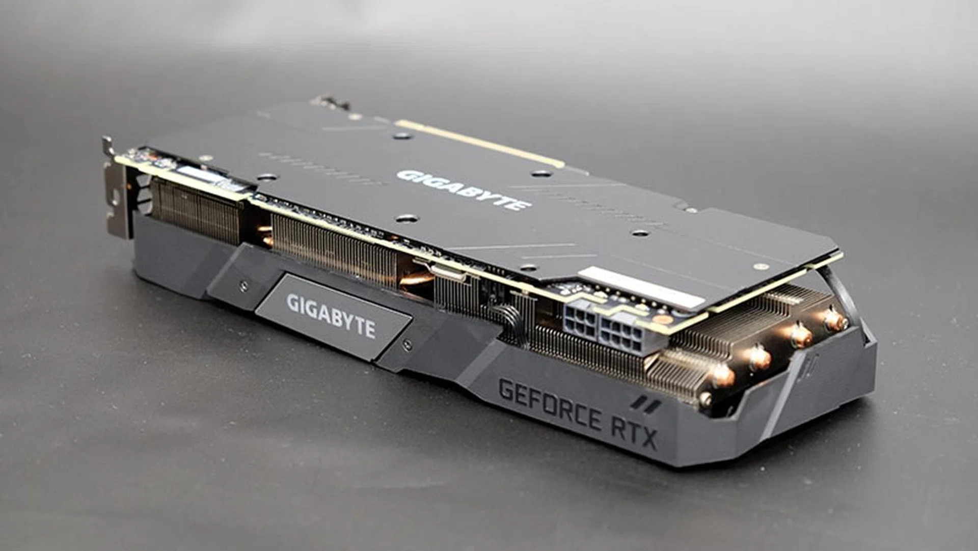 Gigabyte GeForce RTX 2080 Super Gaming OC