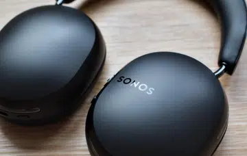 The Ace marks Sonos' entry into the wireless headphone space. Photo: HWZ