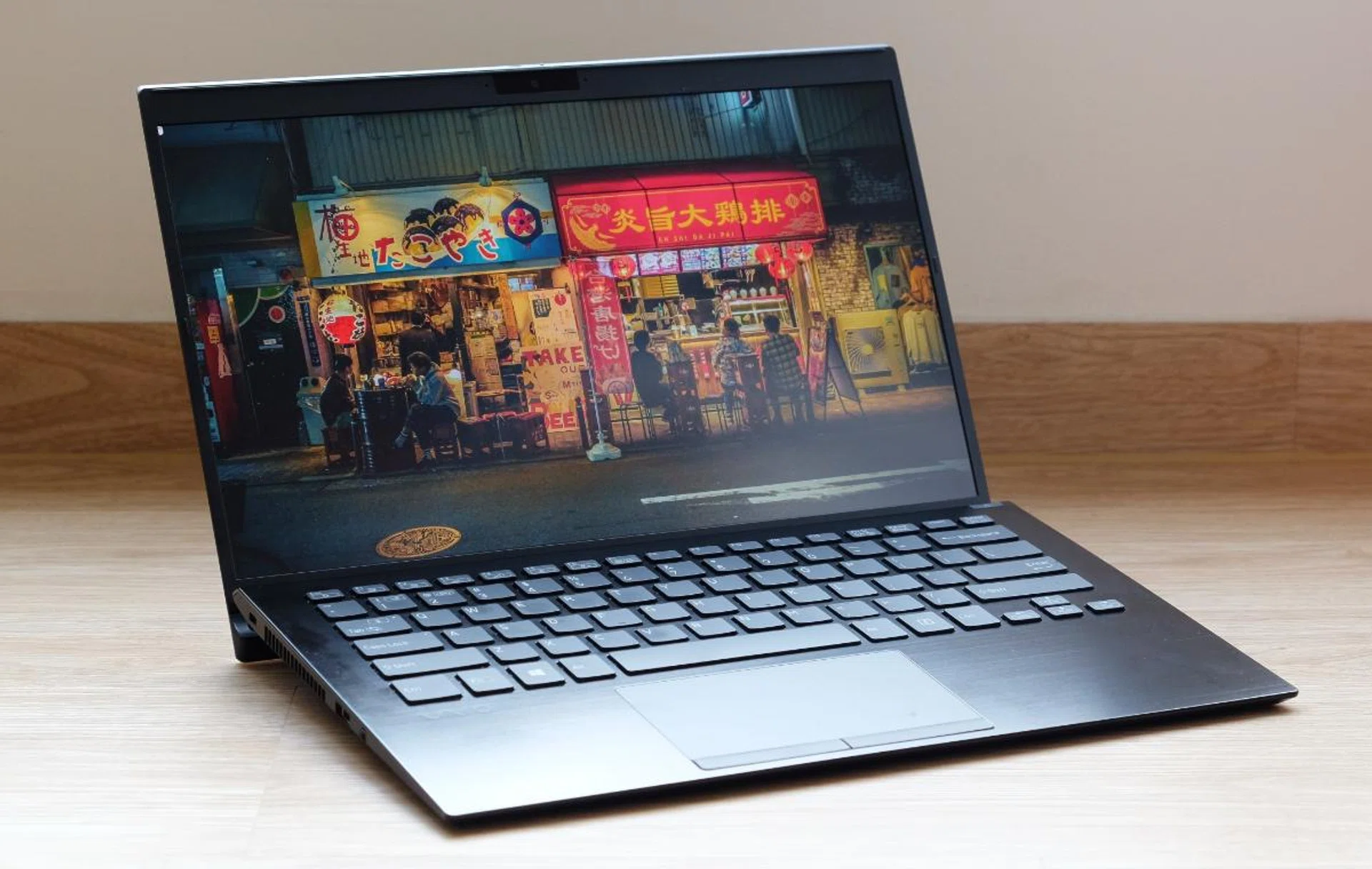 The Vaio SX14 is a nice a little notebook that has some great features, but its price makes it uncompetitive.