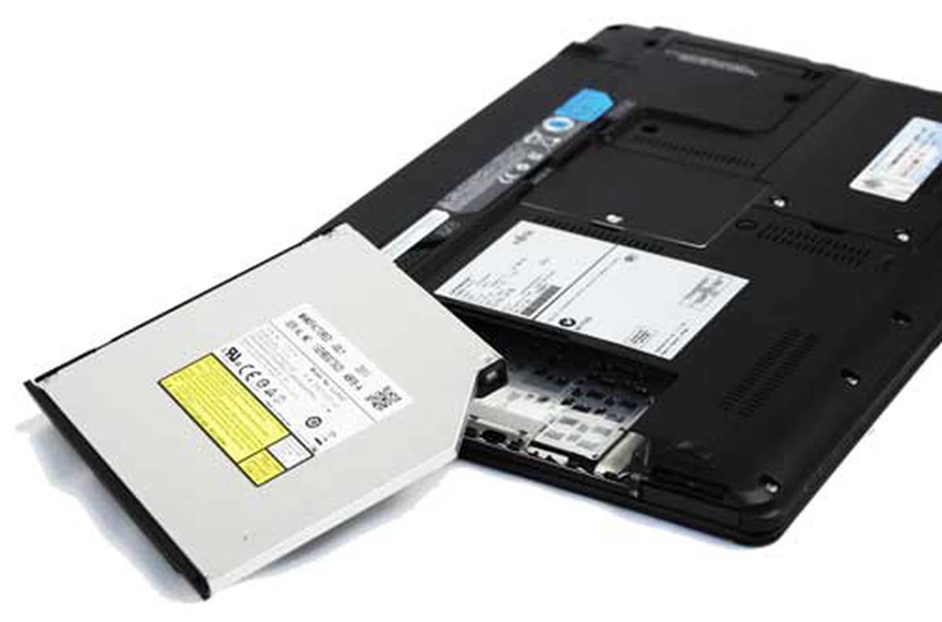 Removing the optical drive sheds almost 100 grams off the weight of the Lifebook SH771, making it as light or lighter than some Ultrabooks.