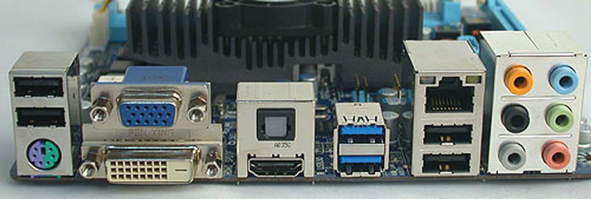 Compared to the ASRock, the main difference is the presence of two USB 3.0 ports in blue. It also means you'll get just four USB 2.0 connectors instead.