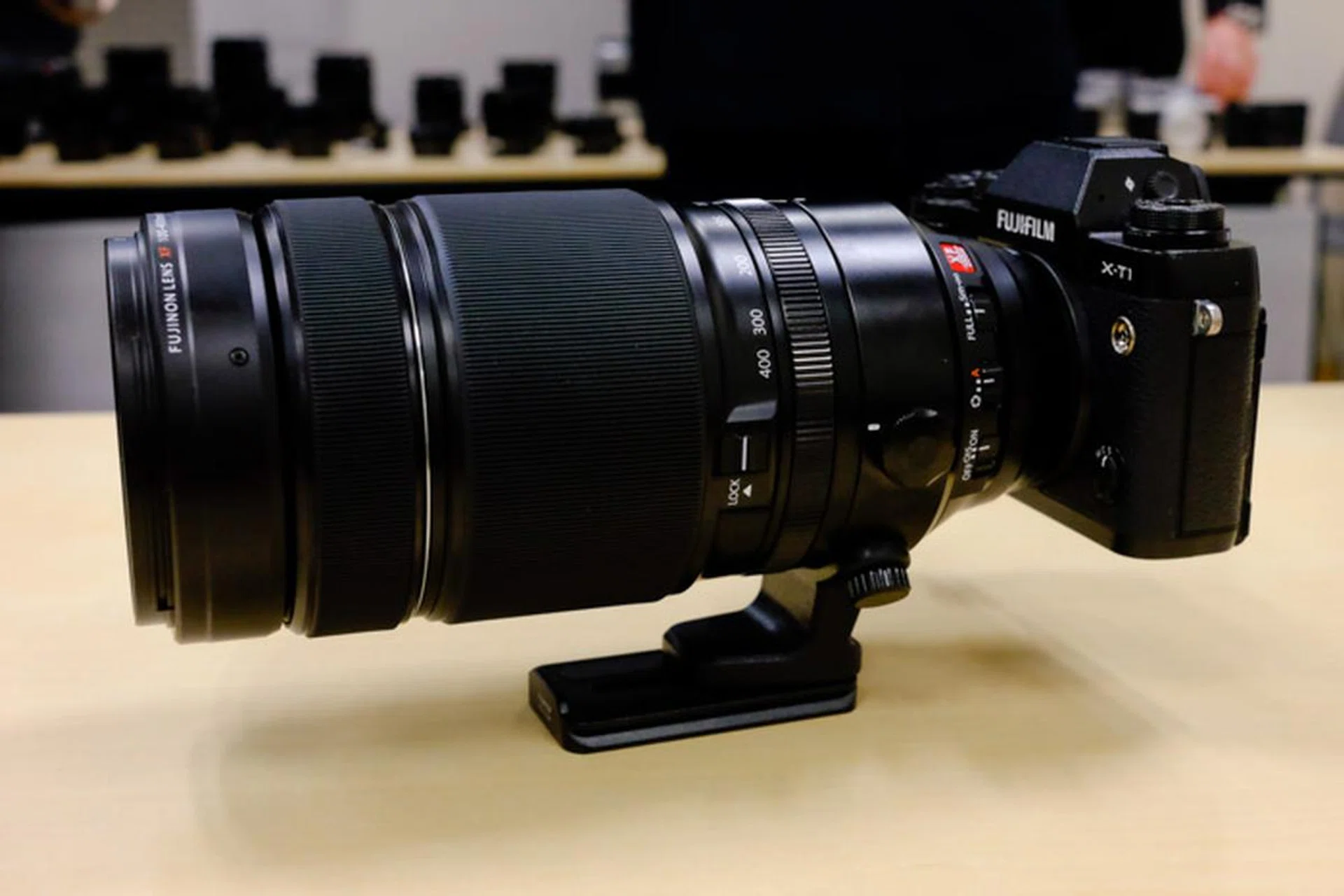 The optional lens plate is compatible with ARCA Swiss tripods. 