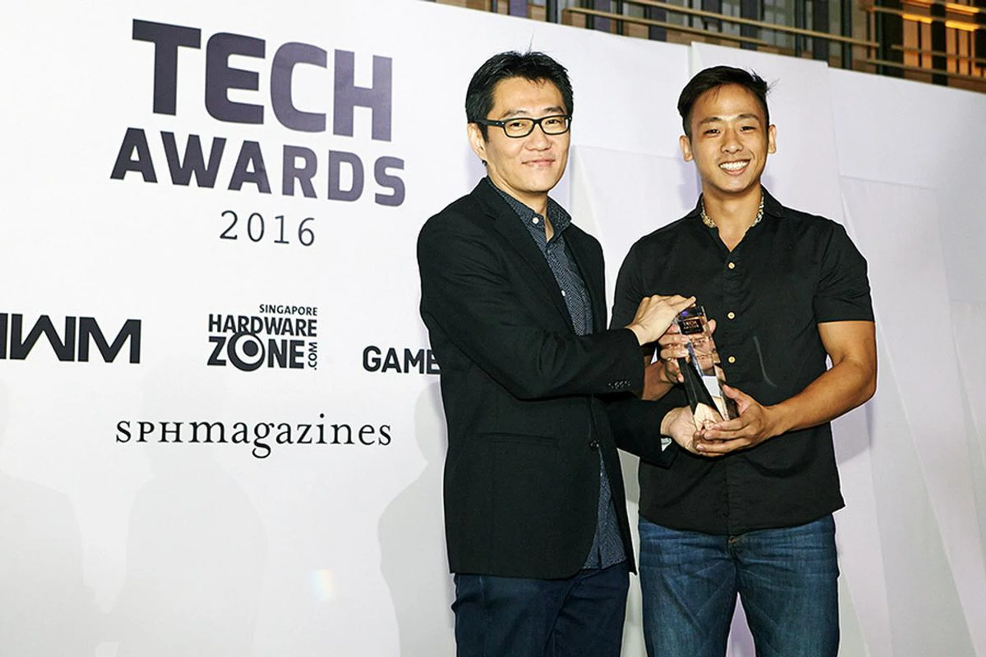 Aftershock PC is voted by our readers as their favorite gaming desktop PC brand. Receiving the award is Mr. Joe Wee, Director for Aftershock PC.
