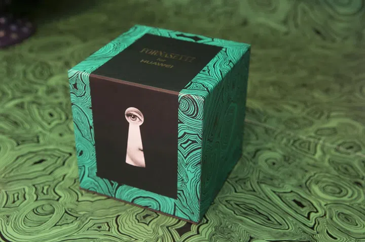 The box that comes with the exclusive gift, given only to Vogue China's 10th anniversary party guests.