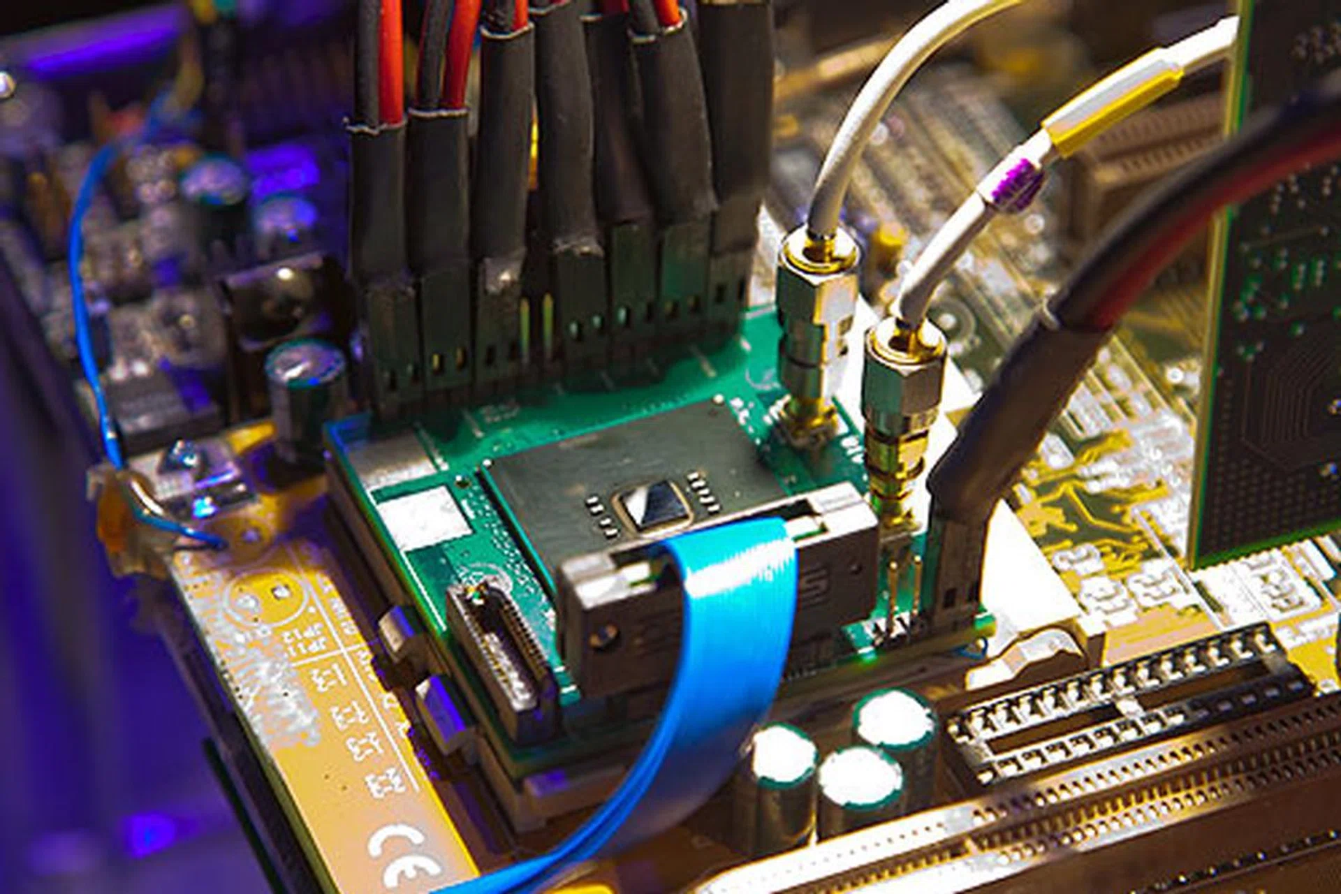 A prototype Haswell processor that was showcased at the Intel Developers' Forum (IDF) in 2011.