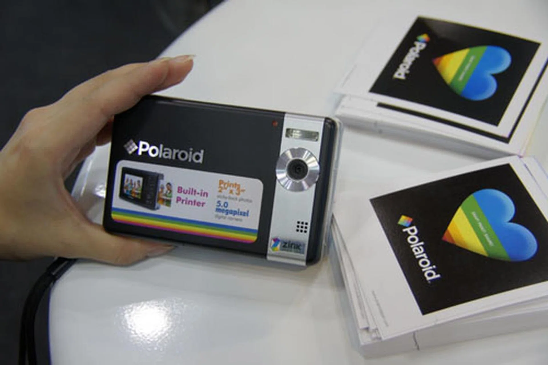 Polariod isn't dead! This one combines a digital camera and printer in one, snap and your little polariod comes out in seconds.